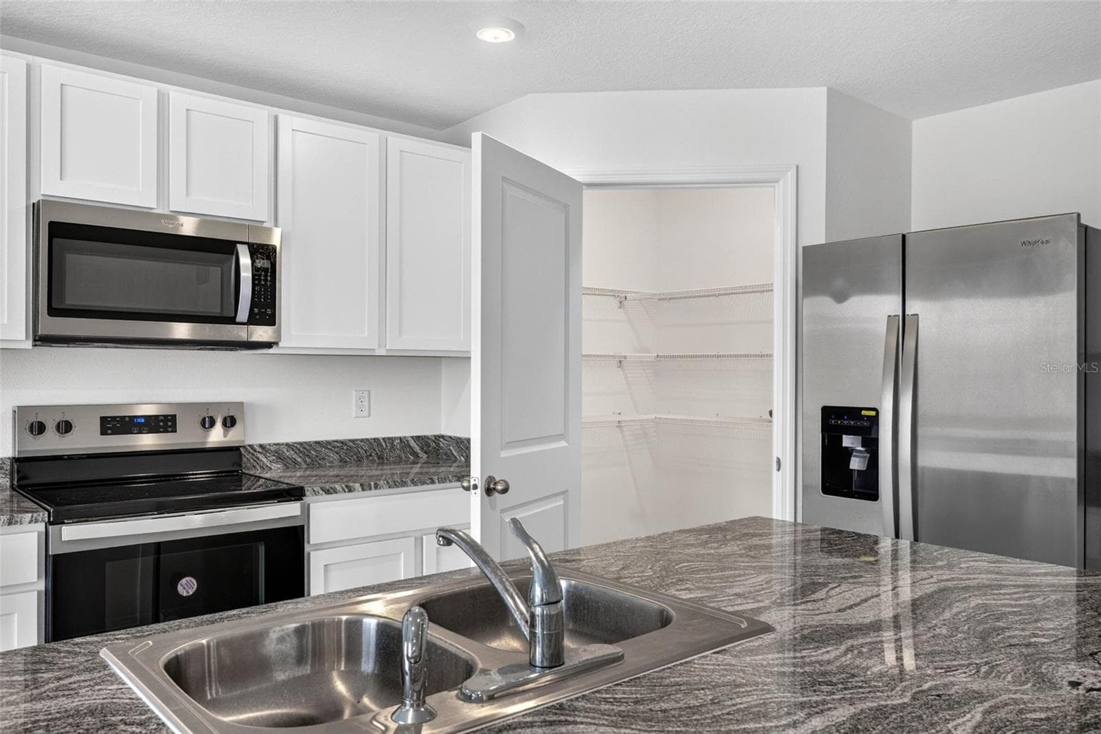 Single Family Residence at 7622 ROSEWOOD GARDEN LOOP, TAMPA, photo 18 of 74