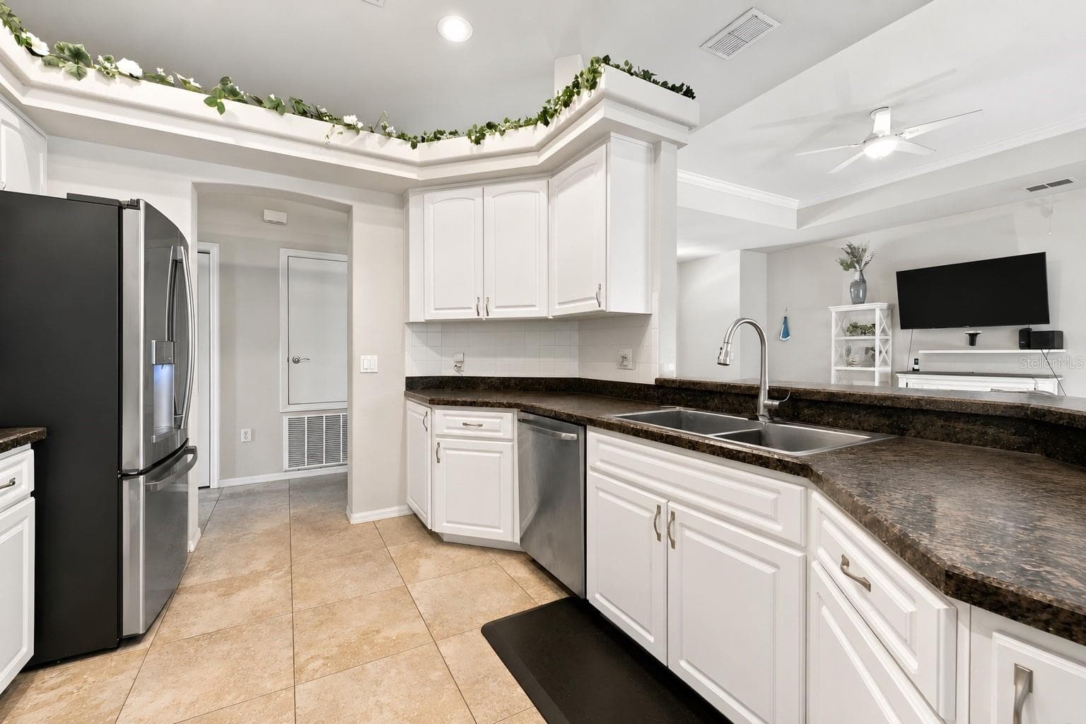 Kitchen - 5287 SLATER RD, SPRING HILL