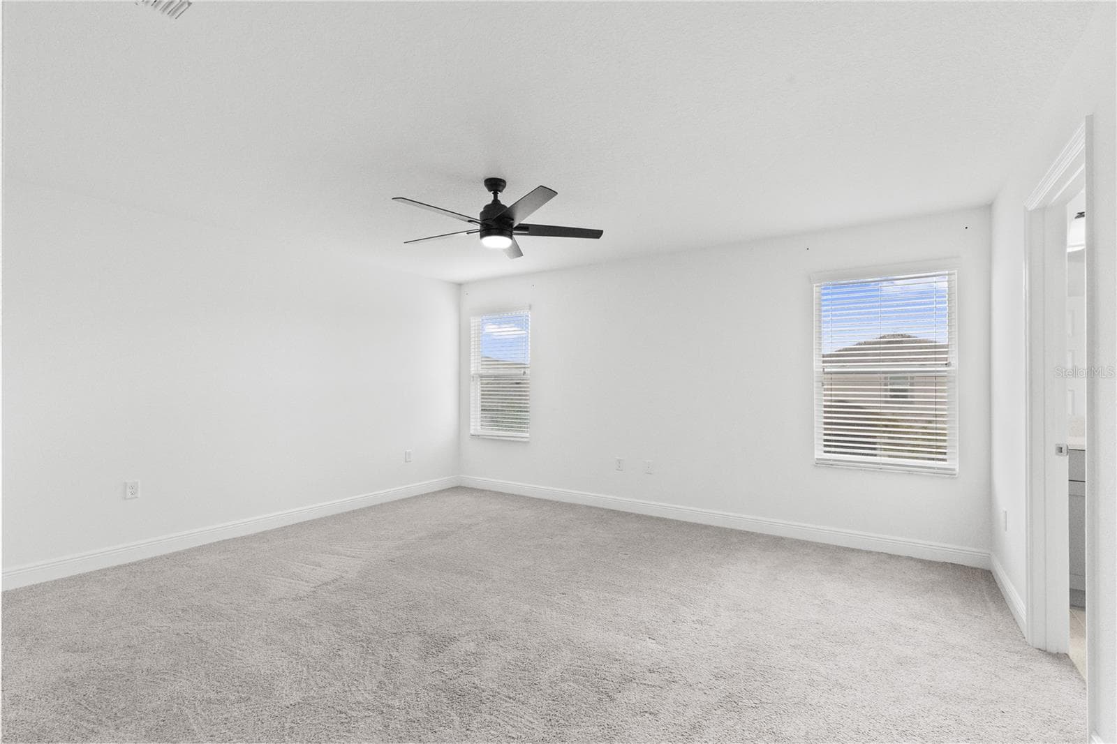 Single Family Residence at 7421 NOTCHED PINE BND, WESLEY CHAPEL, photo 31 of 54