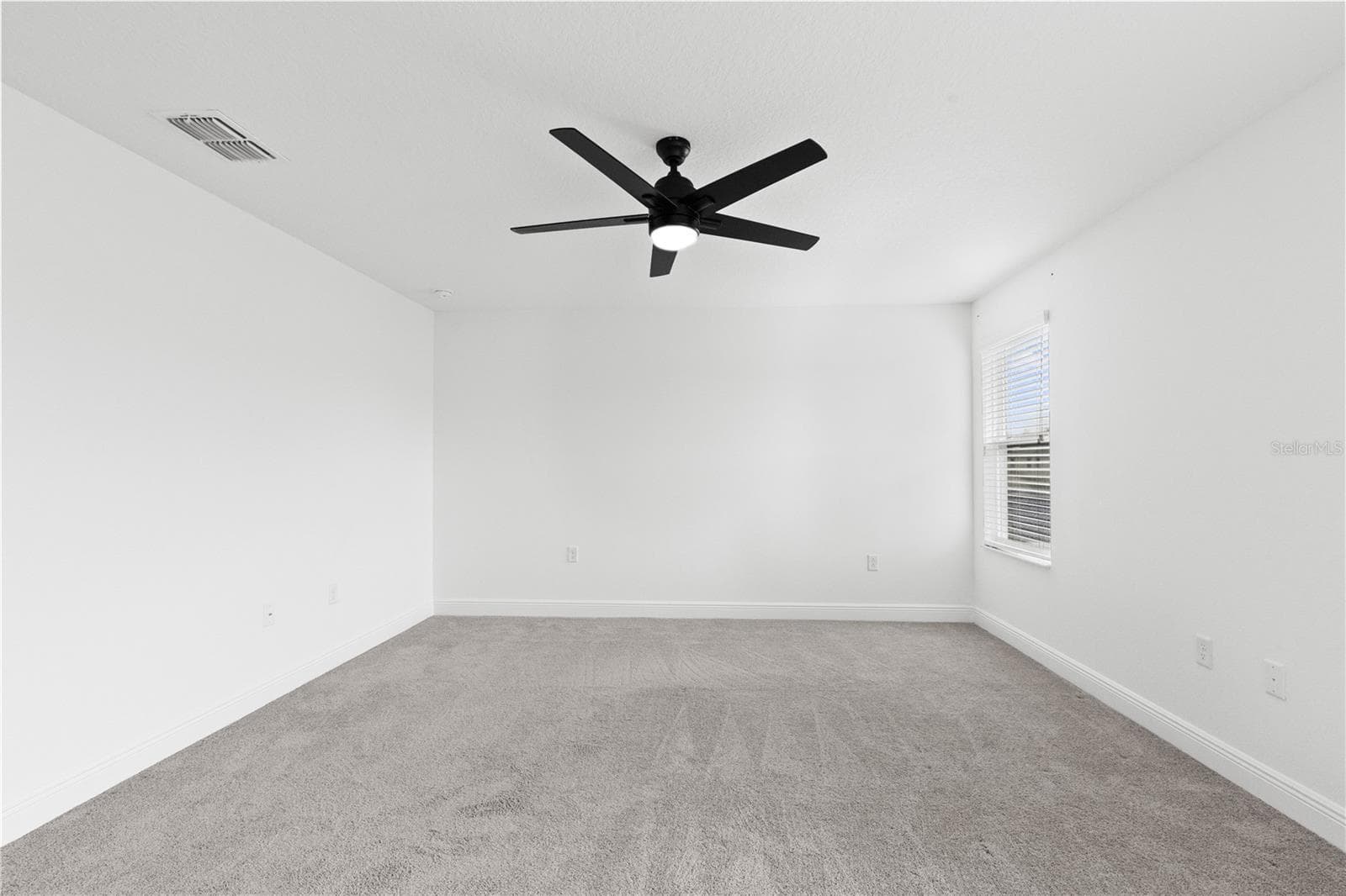 Single Family Residence at 7421 NOTCHED PINE BND, WESLEY CHAPEL, photo 32 of 54