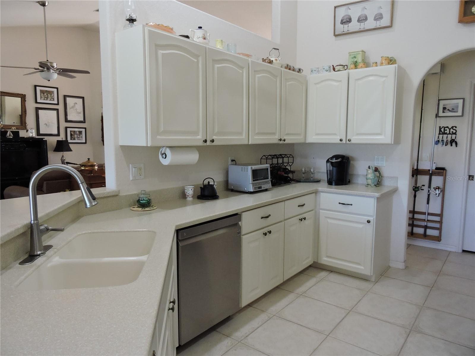 Single Family Residence at 110 MARINER LN, ROTONDA WEST, photo 12 of 46