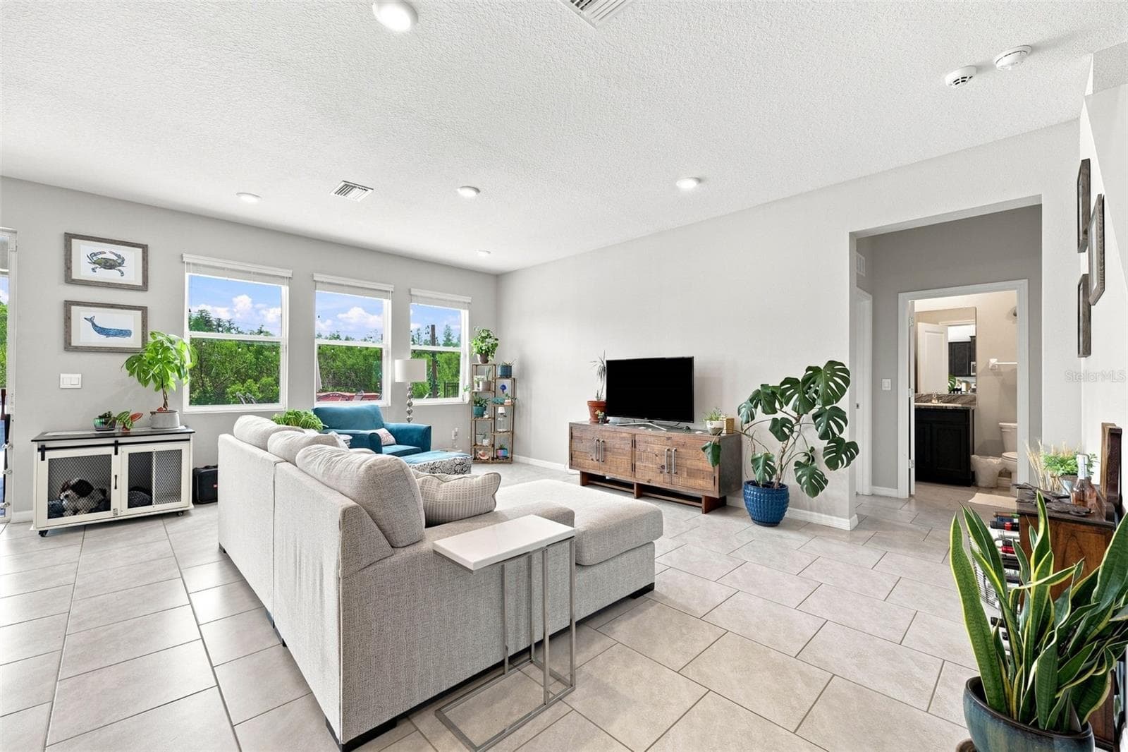 Single Family Residence at 8673 BOWER BASS CIR, WESLEY CHAPEL, photo 5 of 44