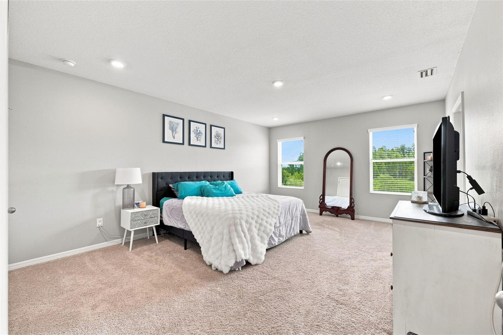 Single Family Residence at 8673 BOWER BASS CIR, WESLEY CHAPEL, photo 18 of 44