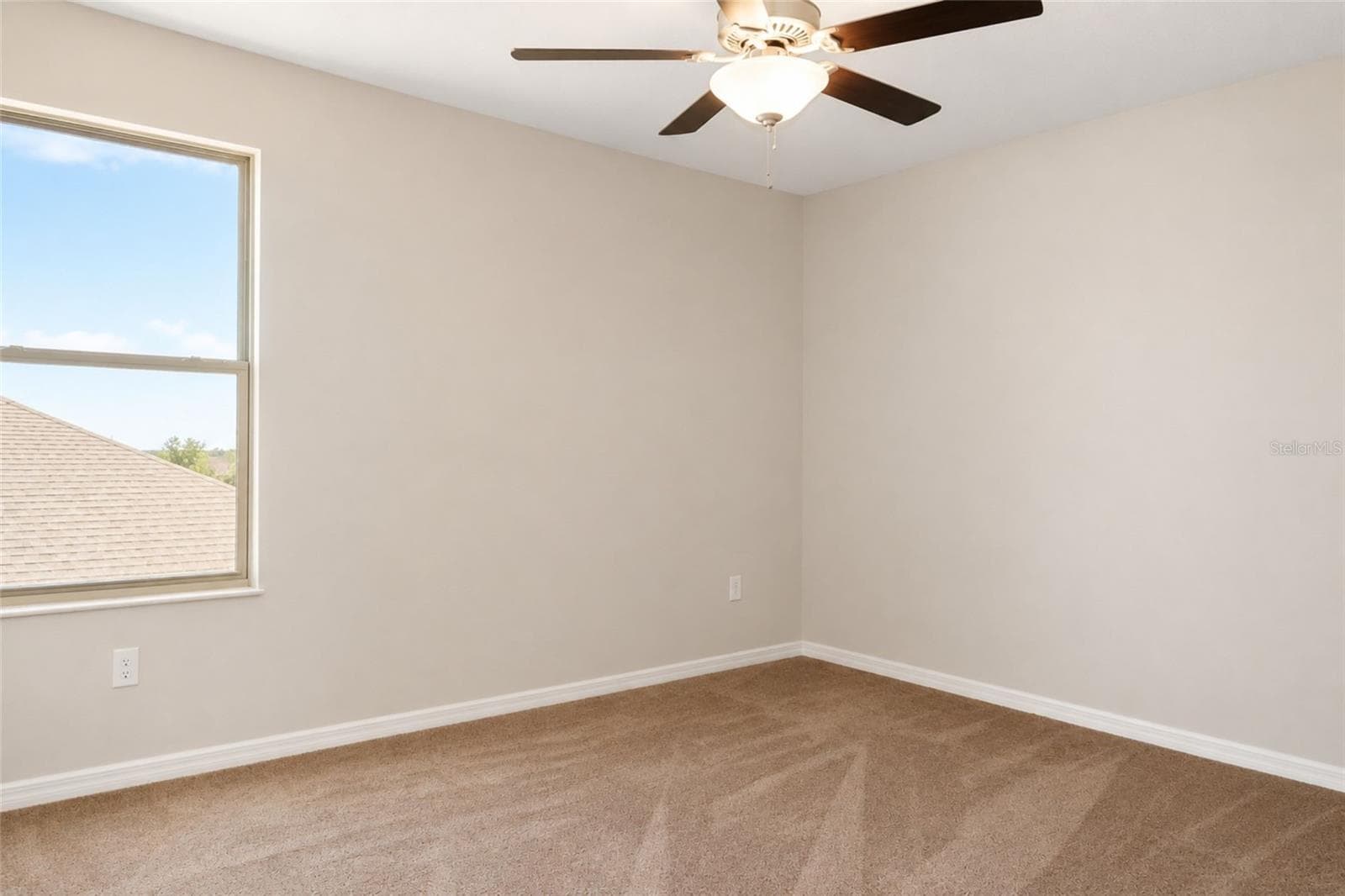 Single Family Residence at 715 CALICO SCALLOP ST, RUSKIN, photo 15 of 24