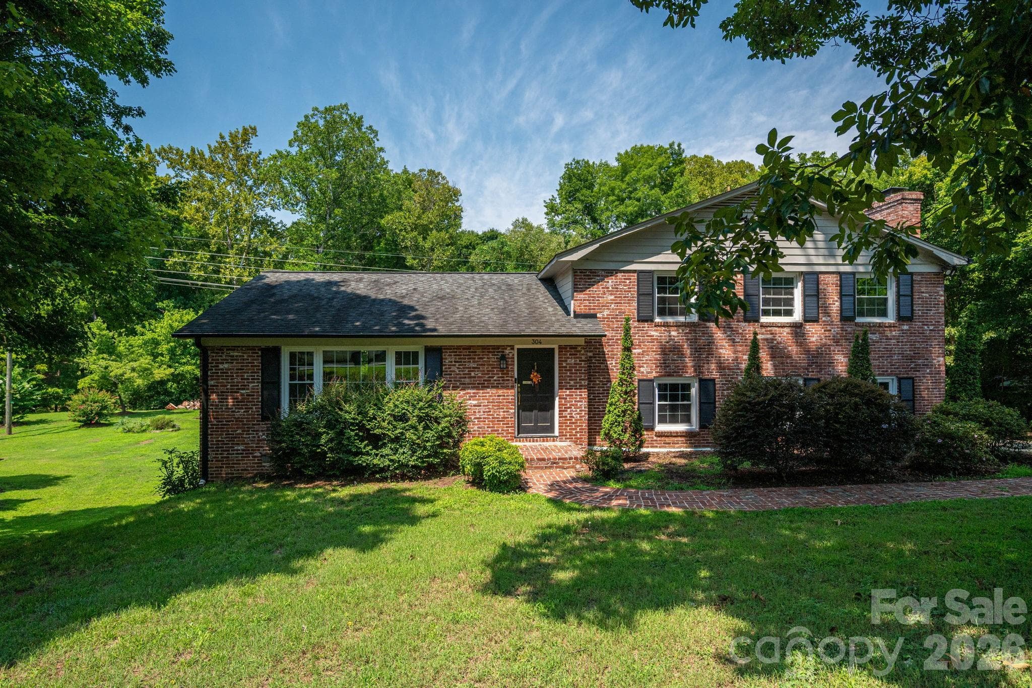 Single Family Residence at 304 Windsor Drive, Shelby, photo 32 of 48