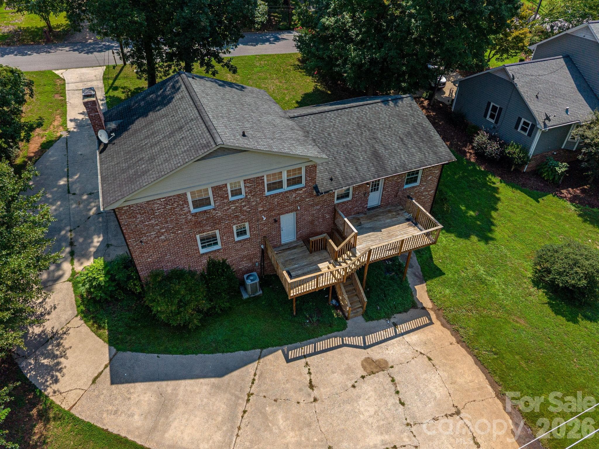 Single Family Residence at 304 Windsor Drive, Shelby, photo 40 of 48