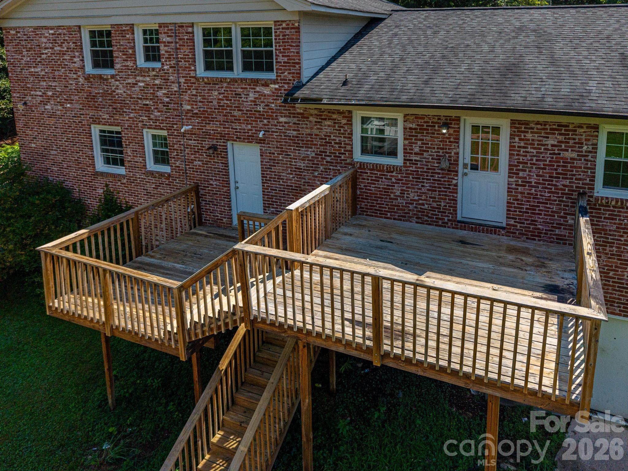 Single Family Residence at 304 Windsor Drive, Shelby, photo 42 of 48