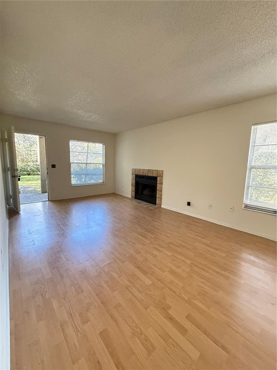 Condominium at 14308 HANGING MOSS CIR #102, TAMPA, photo 7 of 34