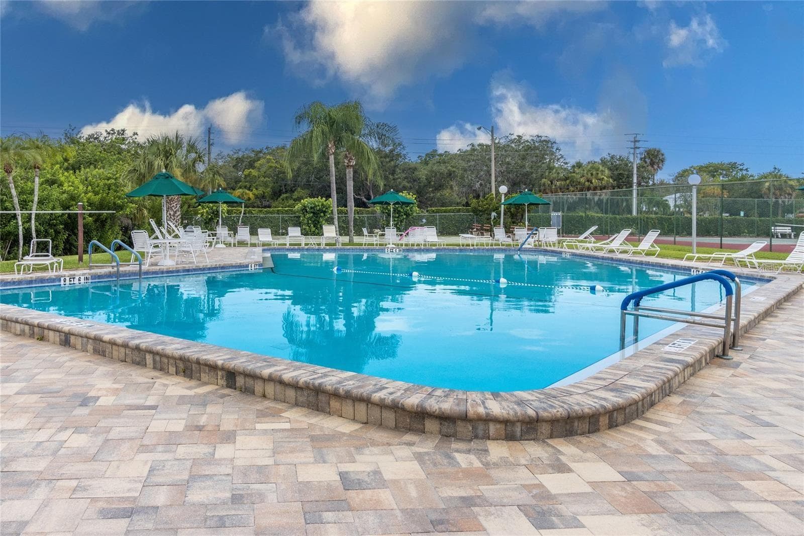 Condominium at 1435 57TH ST W #1435, BRADENTON, photo 5 of 35