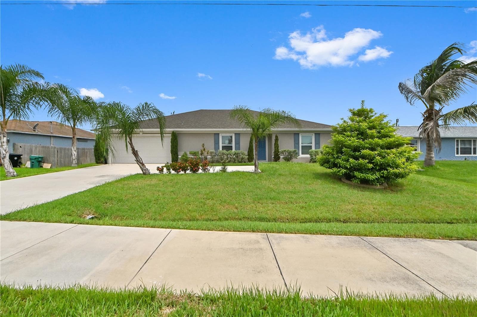 Single Family Residence at 361 SW THORNHILL DR, PORT ST LUCIE, photo 2 of 37