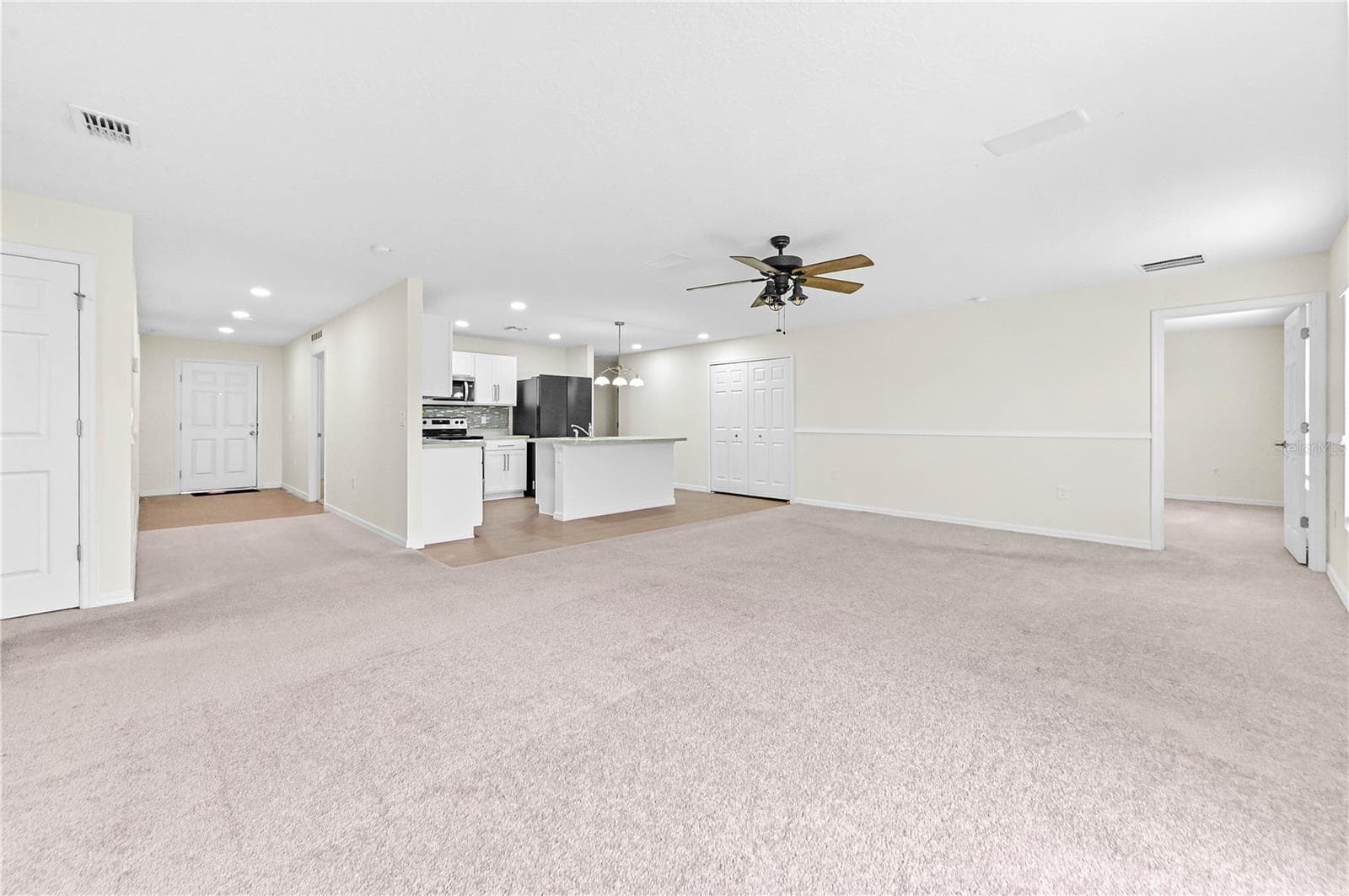 Single Family Residence at 361 SW THORNHILL DR, PORT ST LUCIE, photo 8 of 37