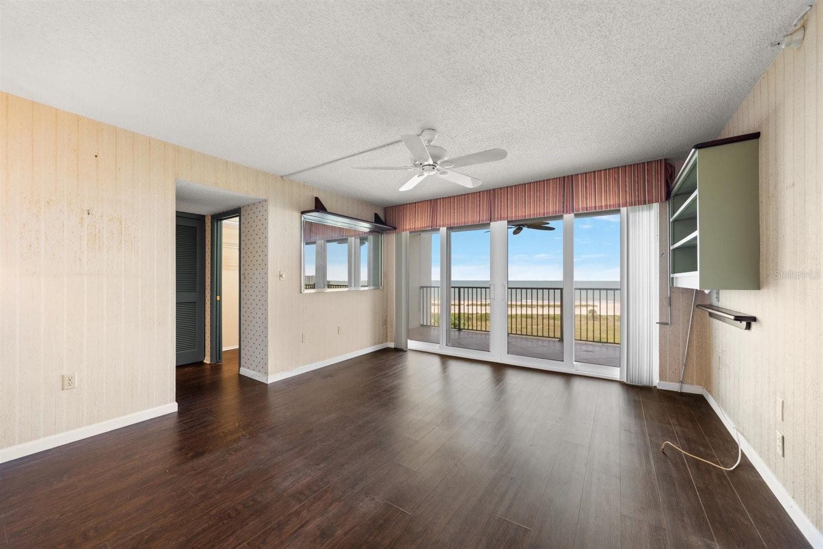 Condominium at 1250 GULF BLVD #706, CLEARWATER BEACH, photo 16 of 32