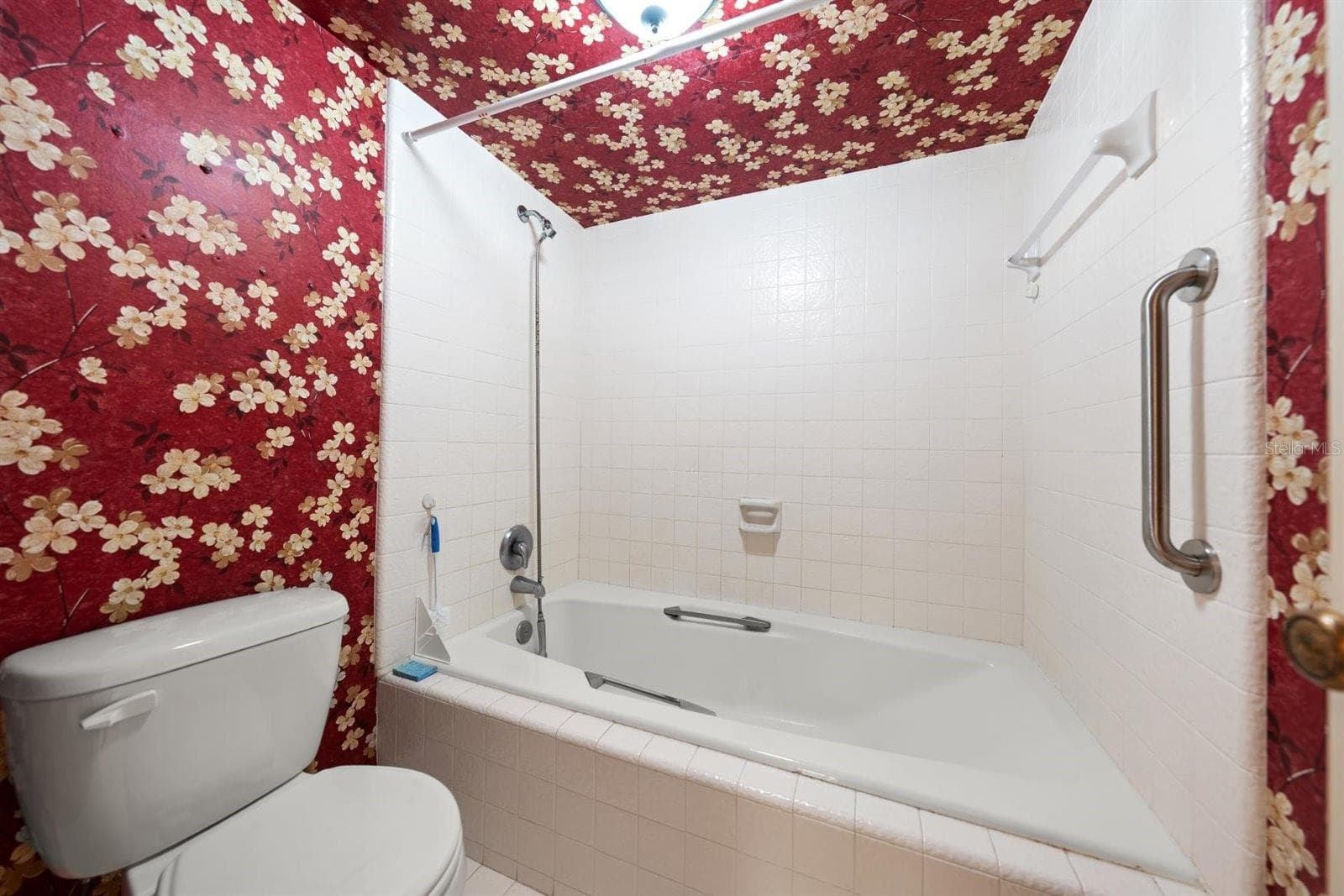 Condominium at 1250 GULF BLVD #706, CLEARWATER BEACH, photo 19 of 32