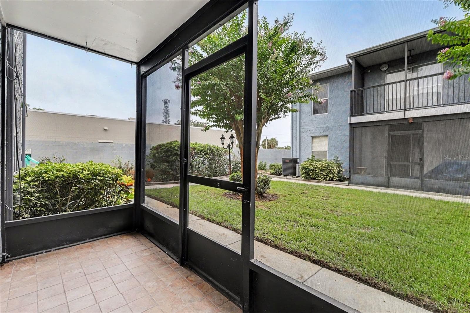 Condominium at 3711 W IOWA AVE #115, TAMPA, photo 23 of 24
