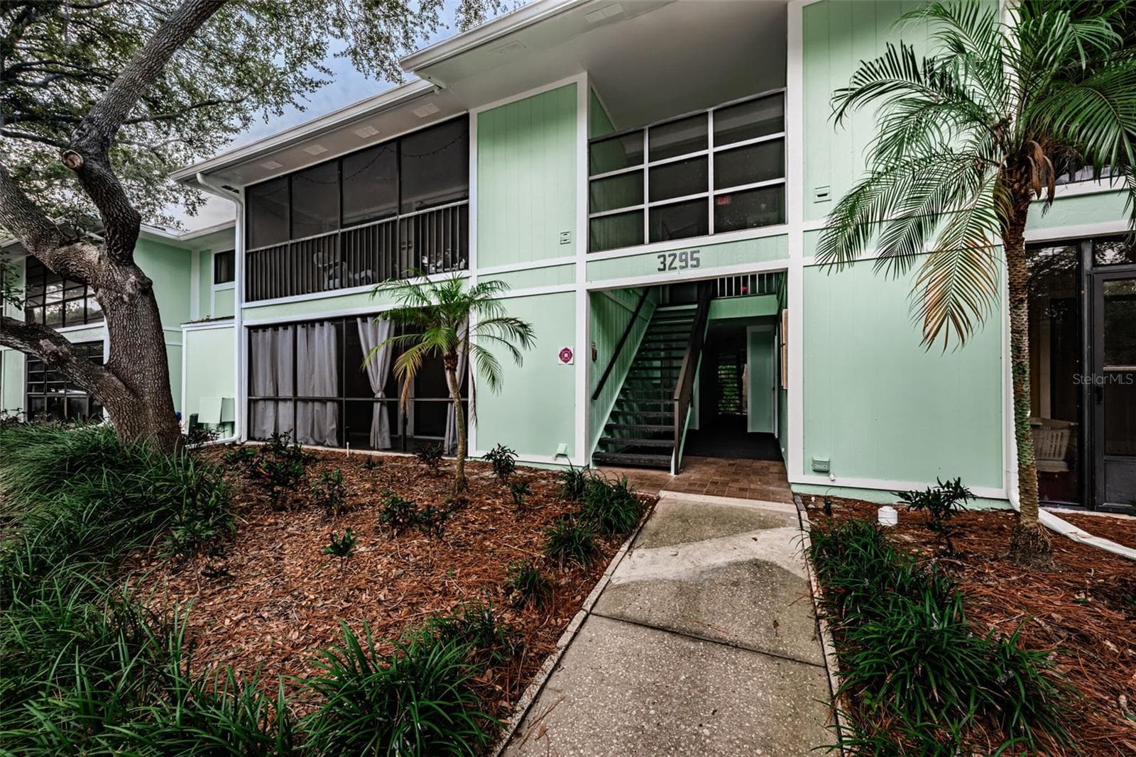 3295 FOX CHASE CIR N #107