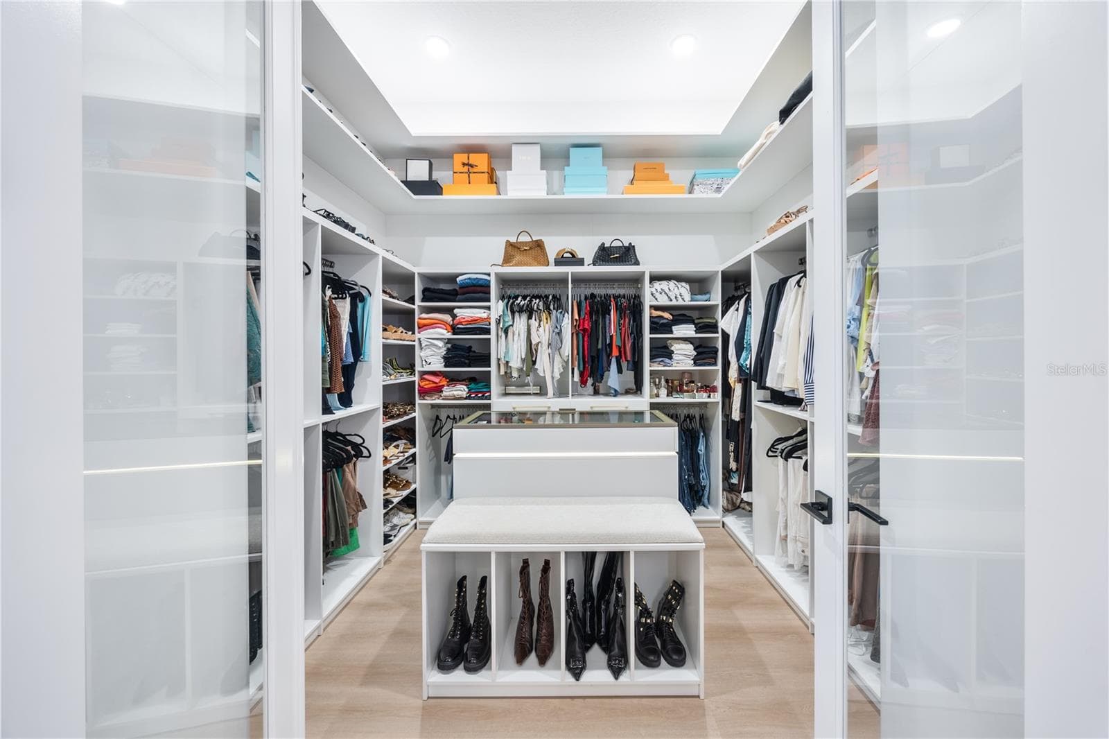 Walk-In Closet Primary Bedroom - 16077 BARKLY RIDGE CT, WINTER GARDEN