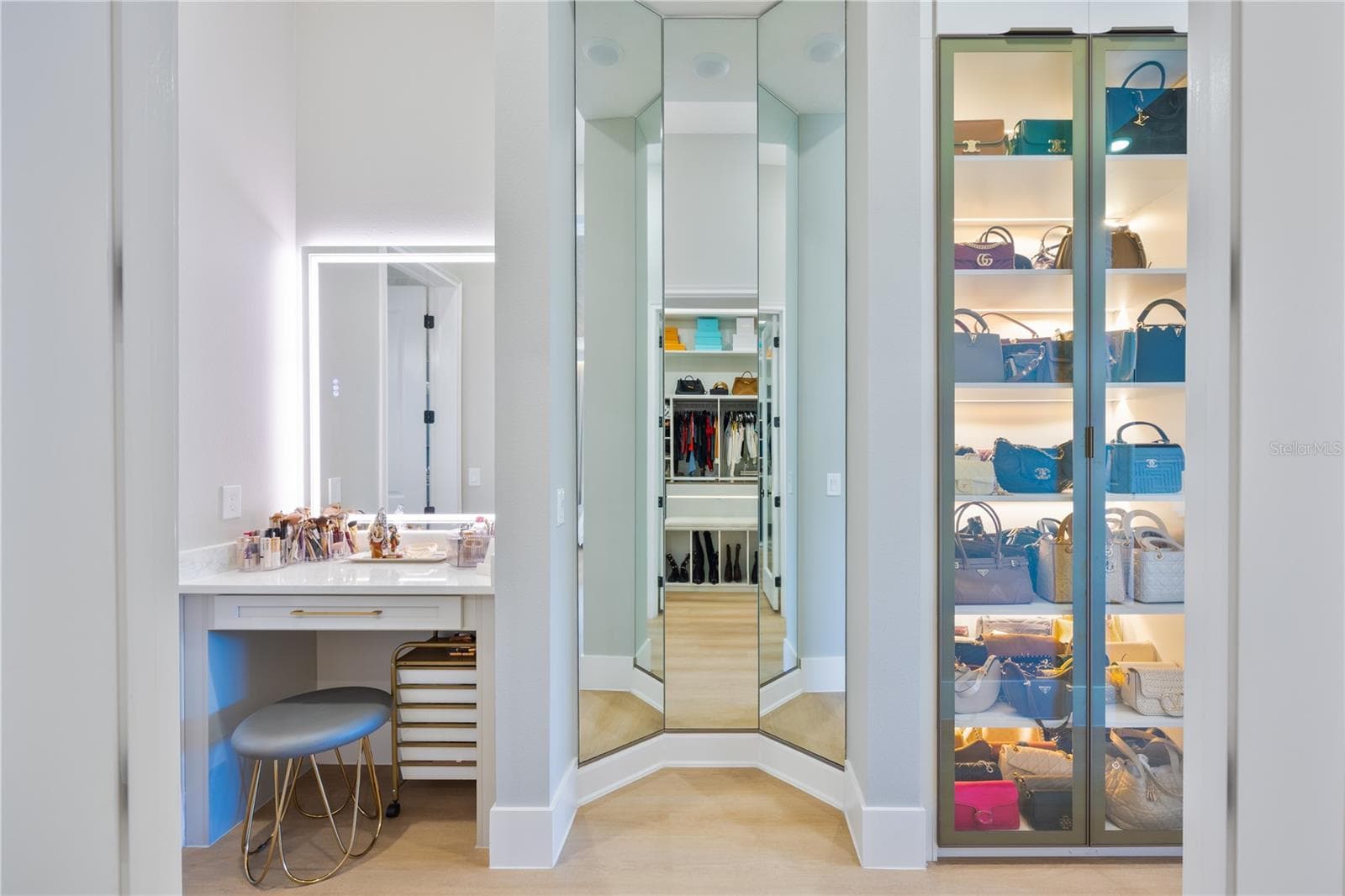 Walk-In Closet Primary Bedroom - 16077 BARKLY RIDGE CT, WINTER GARDEN
