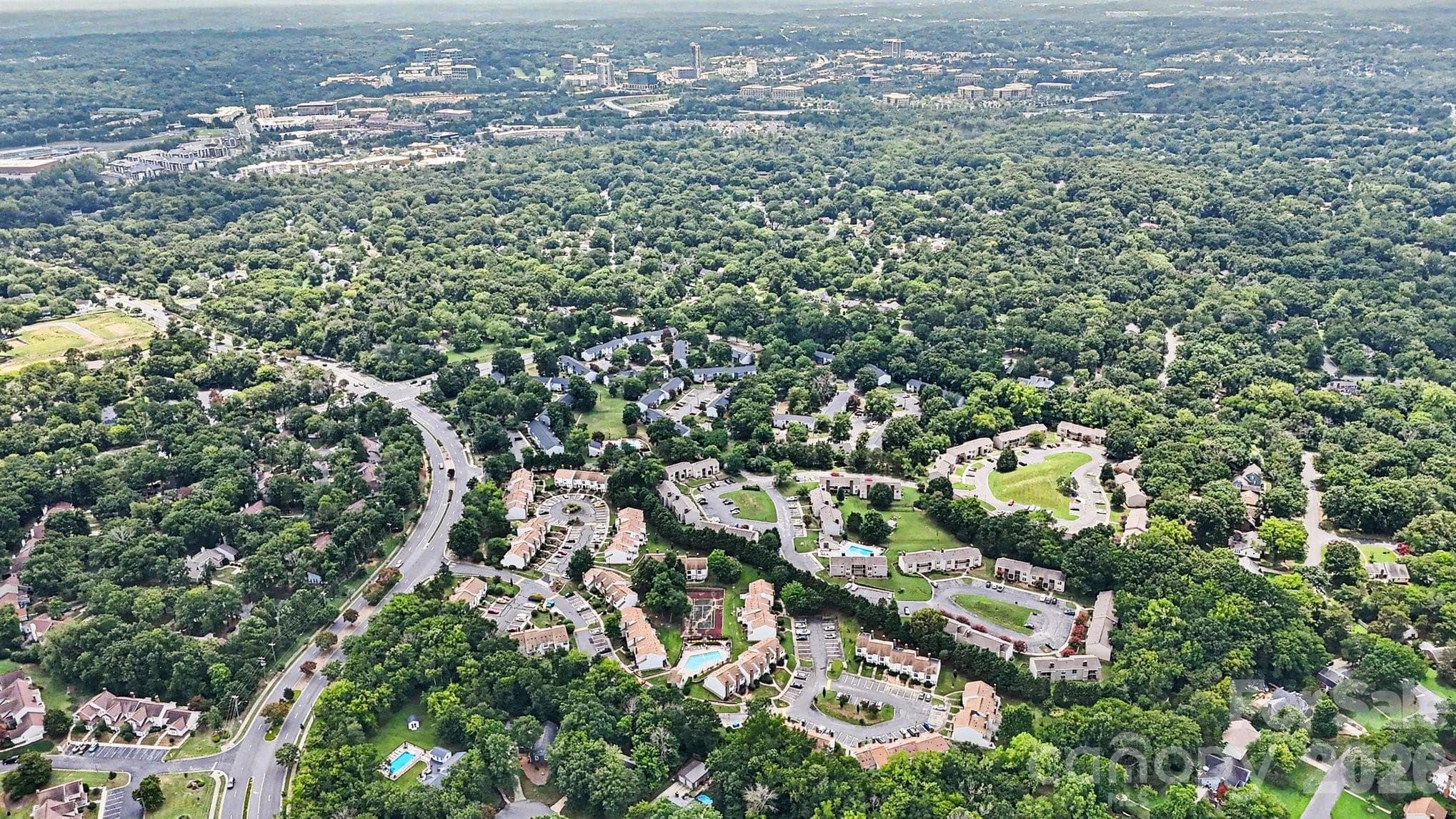 Ballantyne Area very close, with The Bowl, restaurants, medical, shopping... - 11009 Carmel Crossing Road, Charlotte