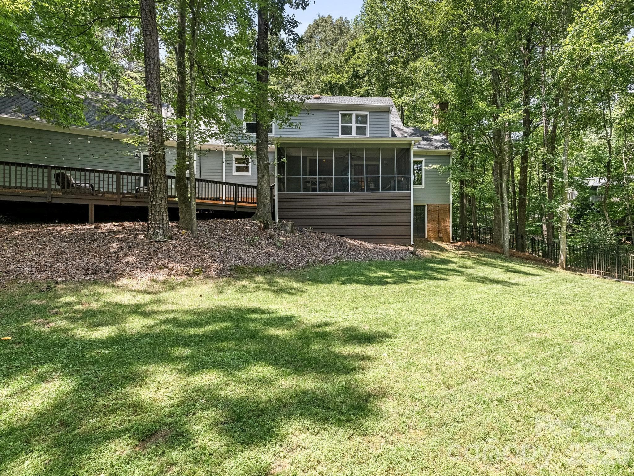 Single Family Residence at 2712 Houston Branch Road, Charlotte, photo 2 of 23