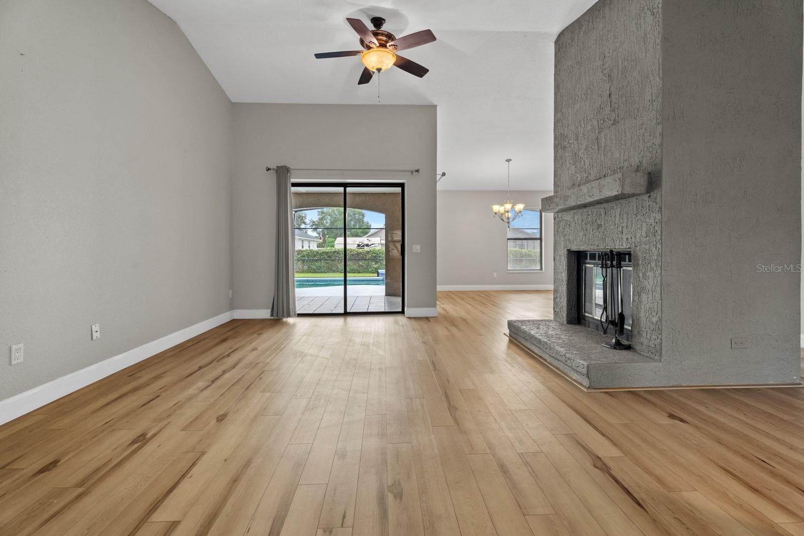 Single Family Residence at 7437 PINEMOUNT DR, ORLANDO, photo 15 of 43