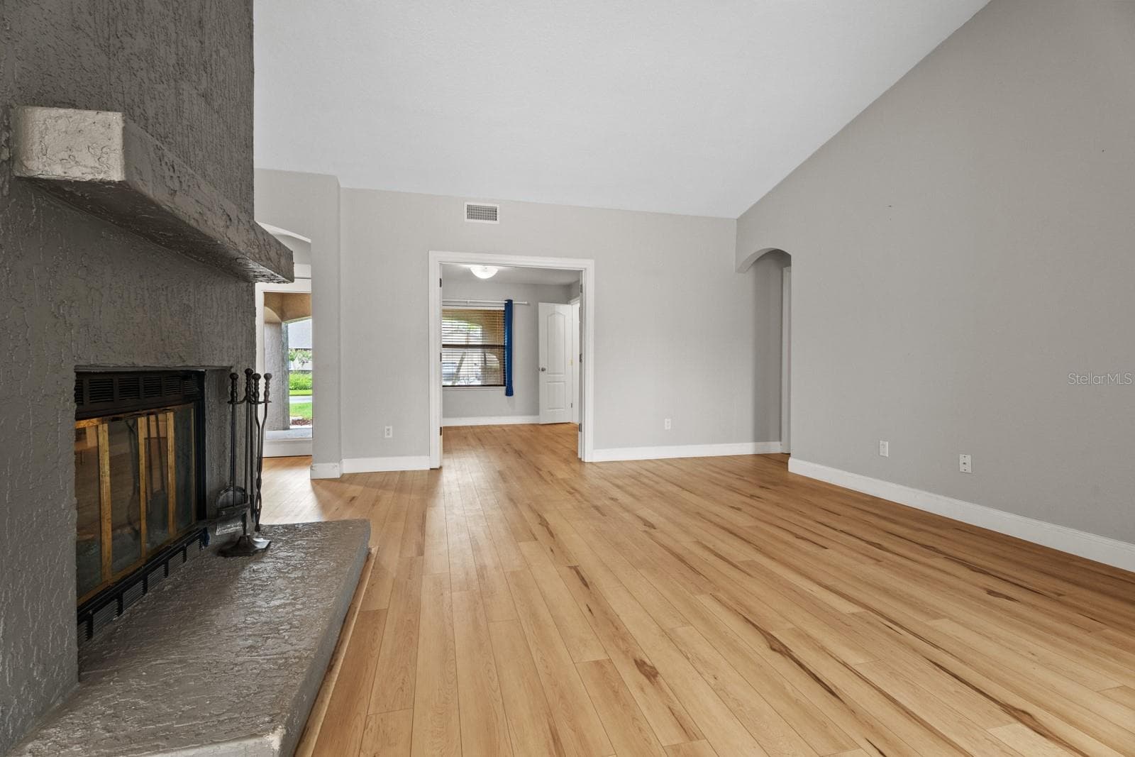 Single Family Residence at 7437 PINEMOUNT DR, ORLANDO, photo 16 of 43