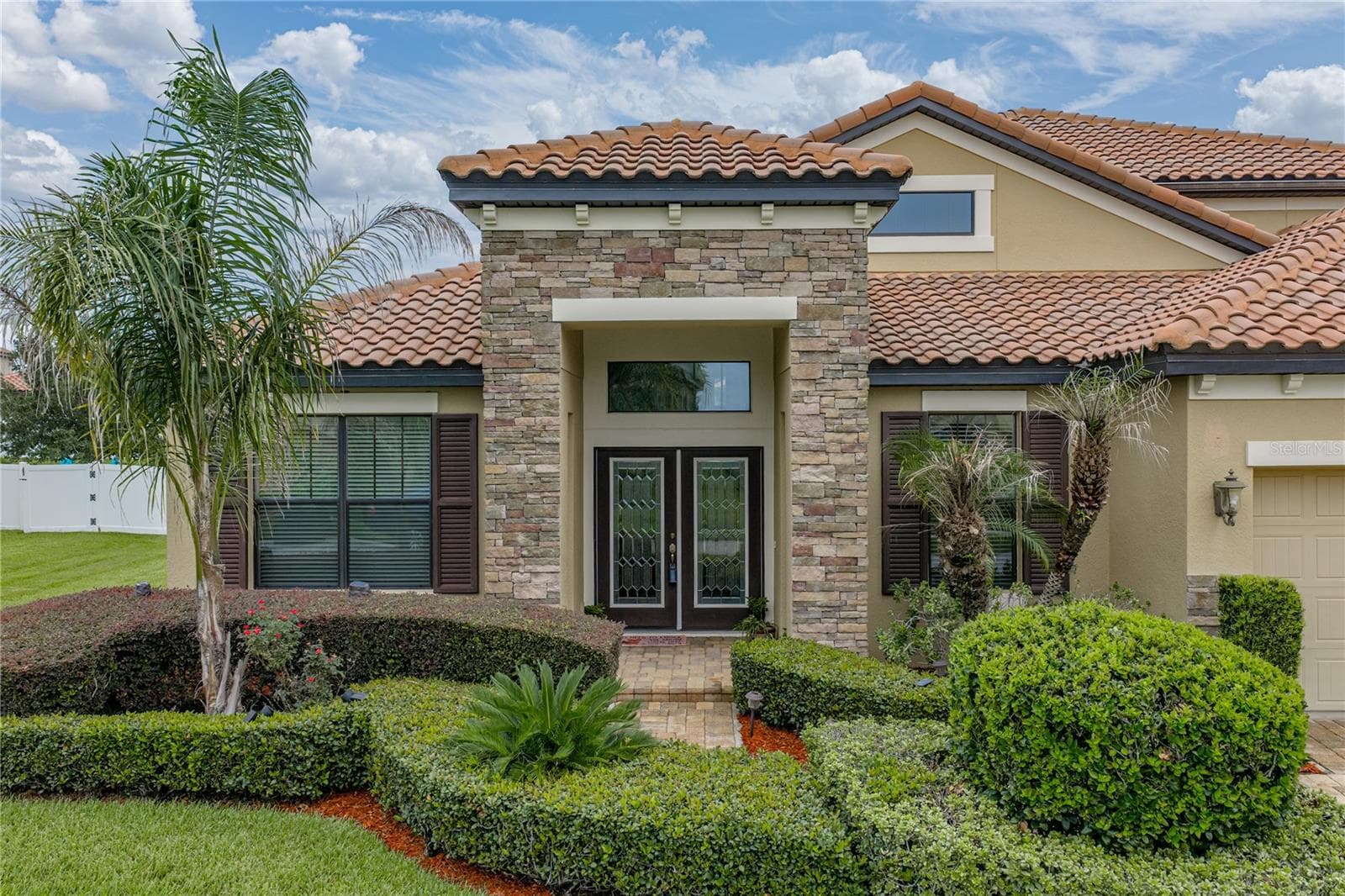 Single Family Residence at 1894 VIA LAGO DR, LAKELAND, photo 6 of 73
