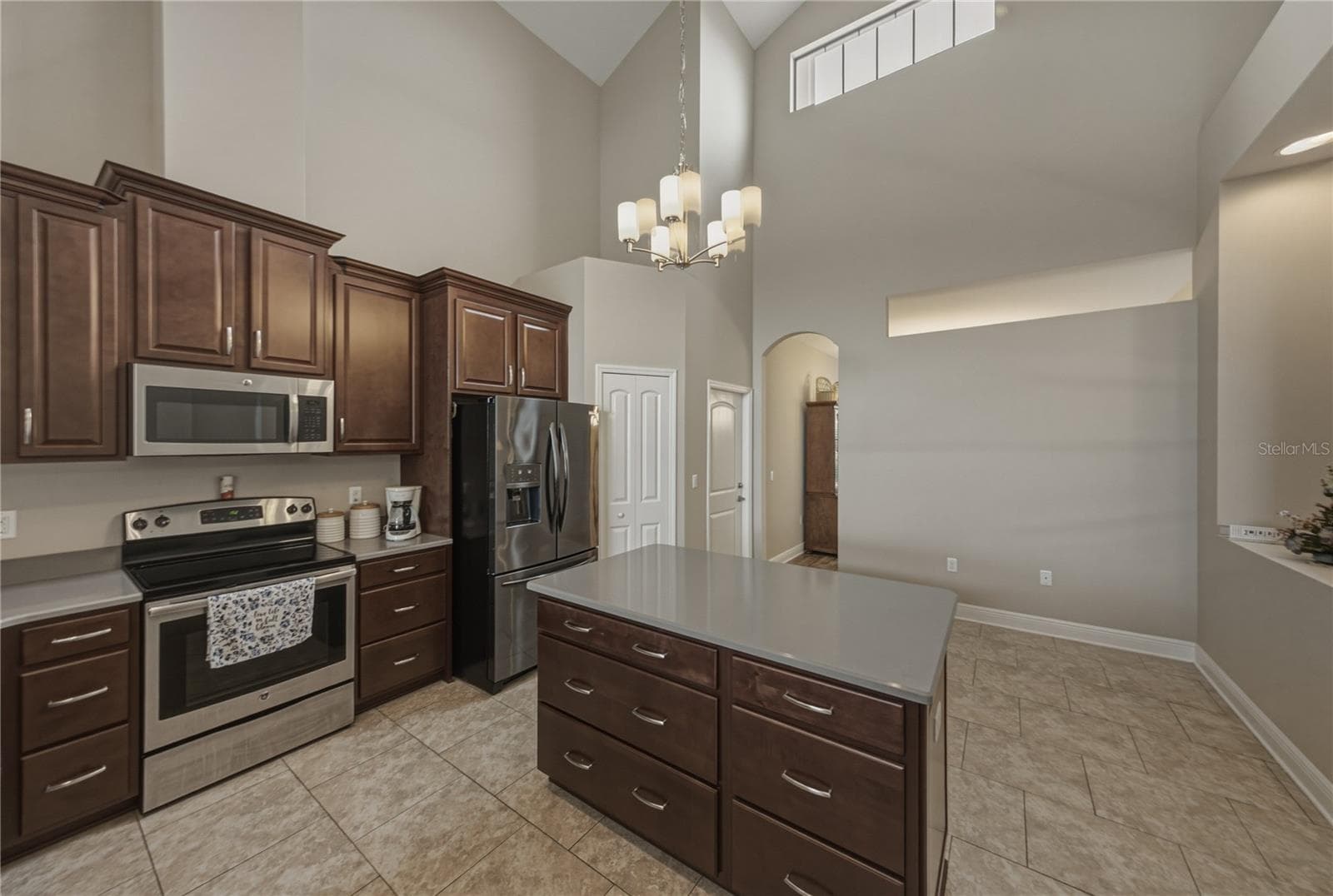 Single Family Residence at 1894 VIA LAGO DR, LAKELAND, photo 17 of 73