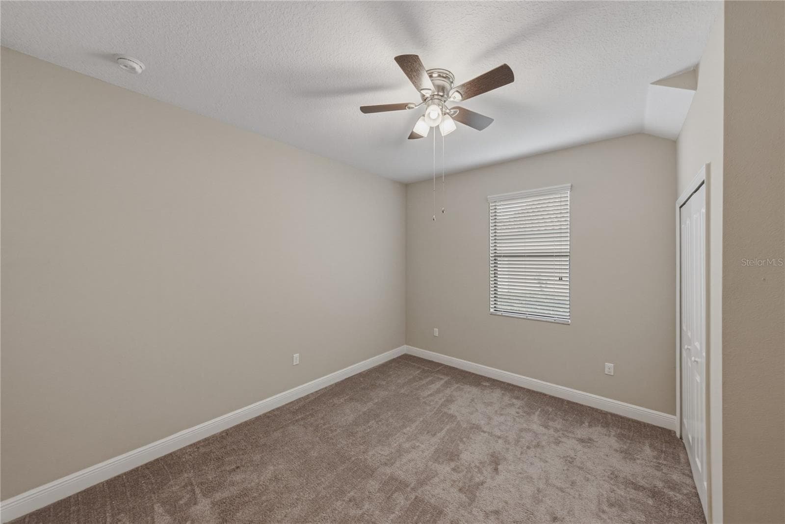 Single Family Residence at 1894 VIA LAGO DR, LAKELAND, photo 30 of 73