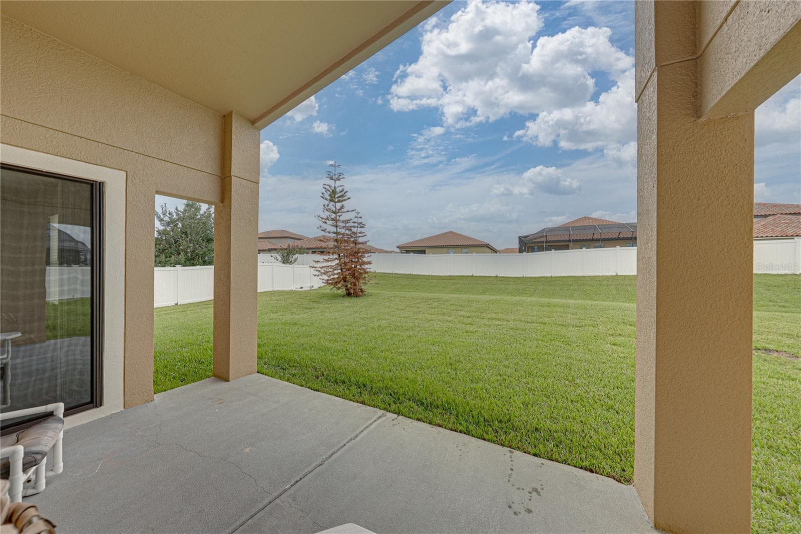 Single Family Residence at 1894 VIA LAGO DR, LAKELAND, photo 51 of 73