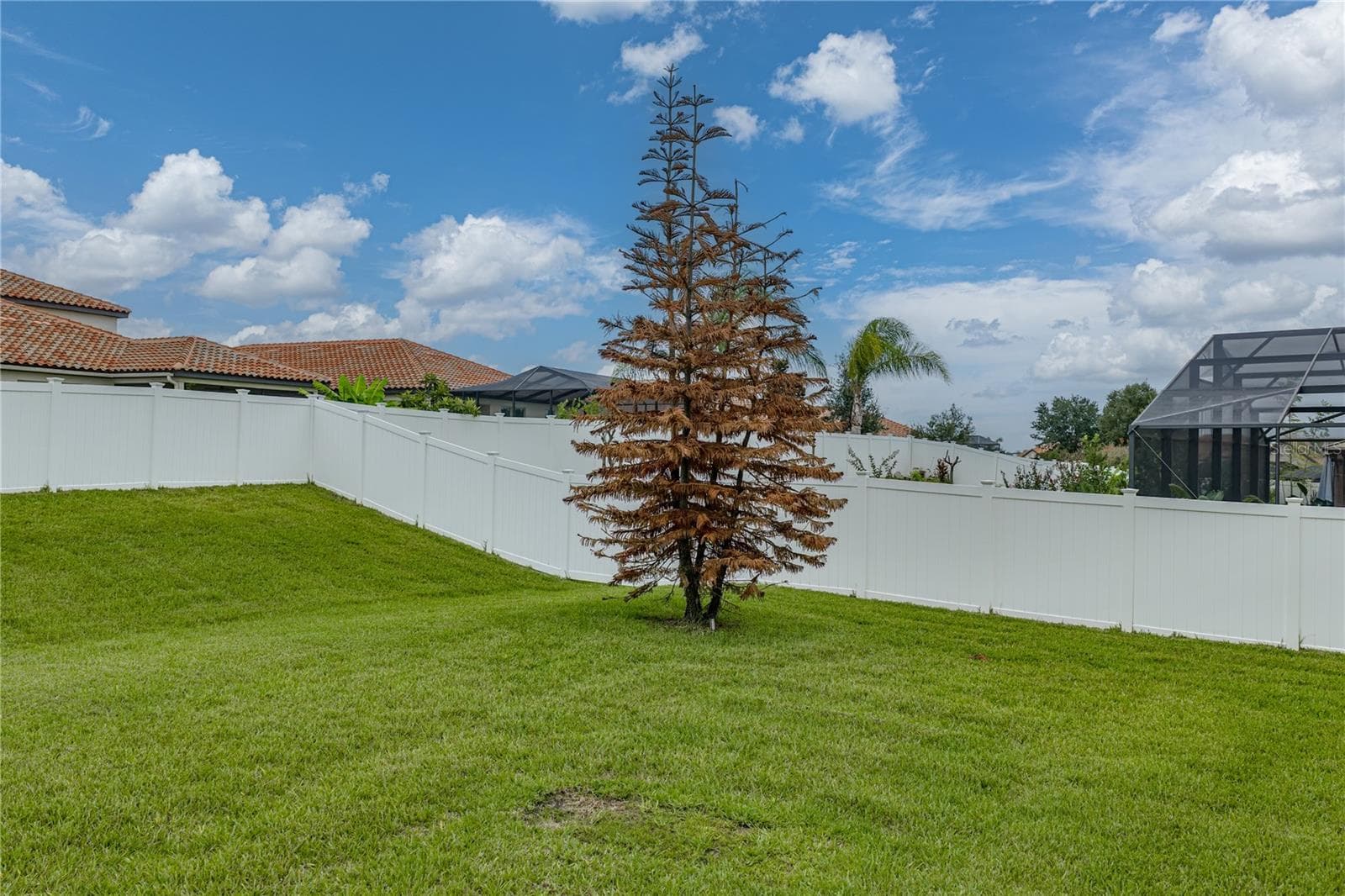 Single Family Residence at 1894 VIA LAGO DR, LAKELAND, photo 54 of 73