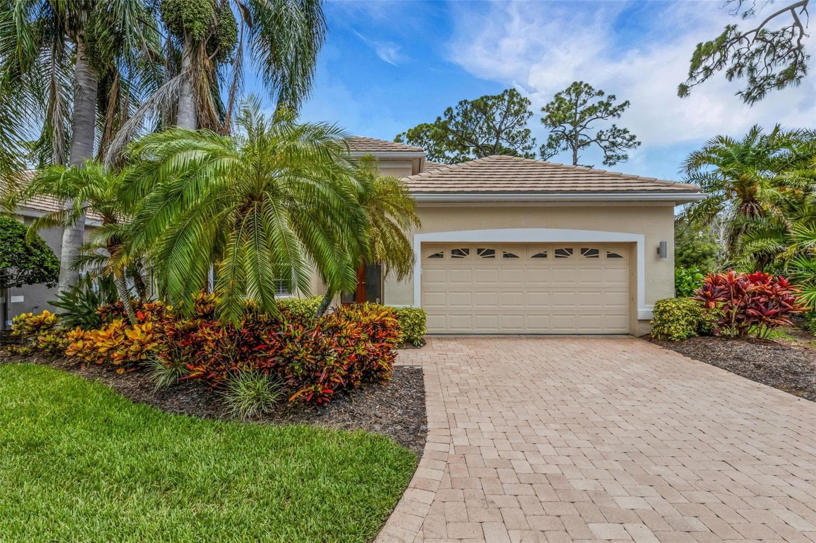 299 TURQUOISE LN