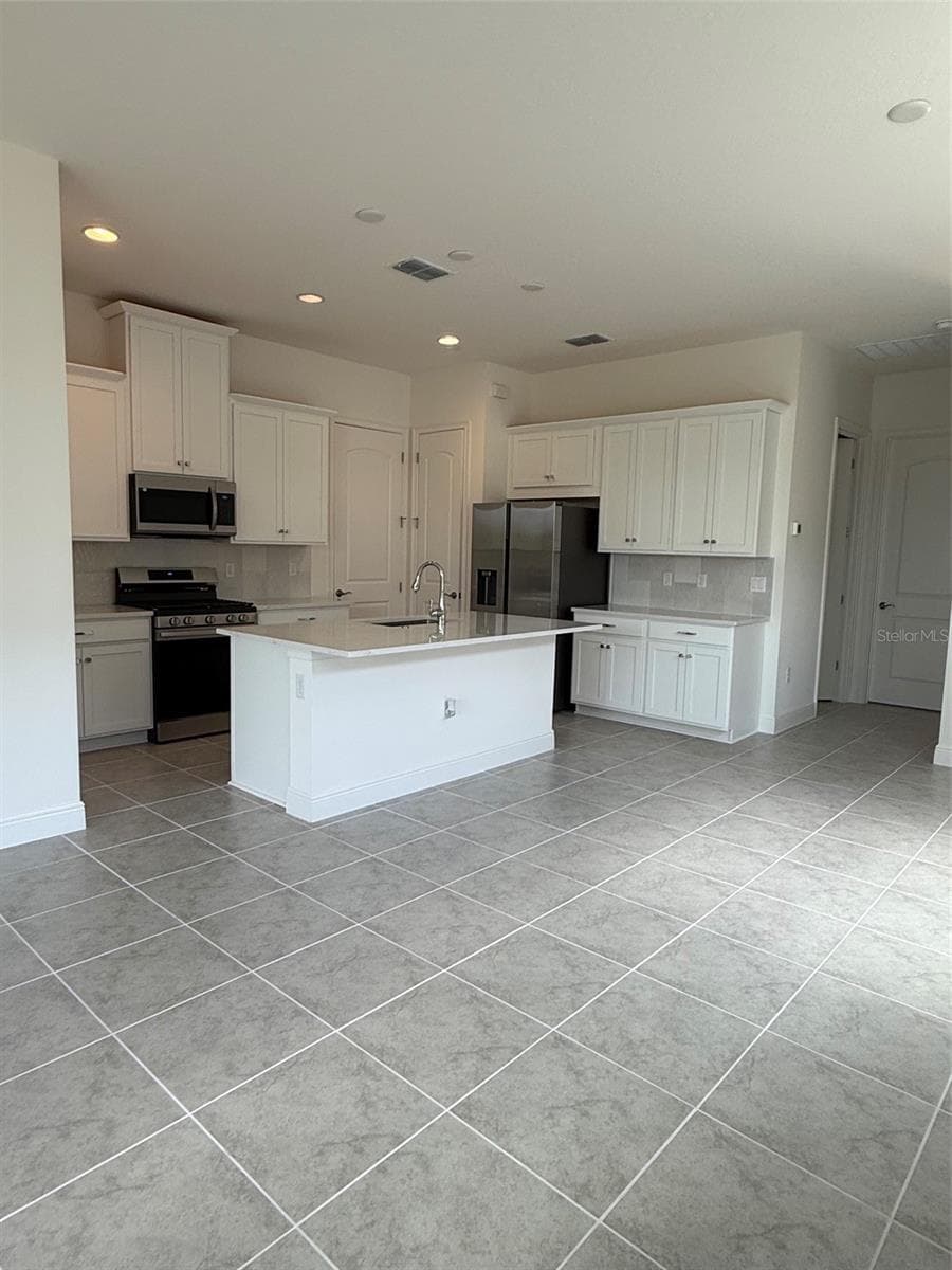 Single Family Residence at 2315 DATURA LOOP, ST CLOUD, photo 2 of 5