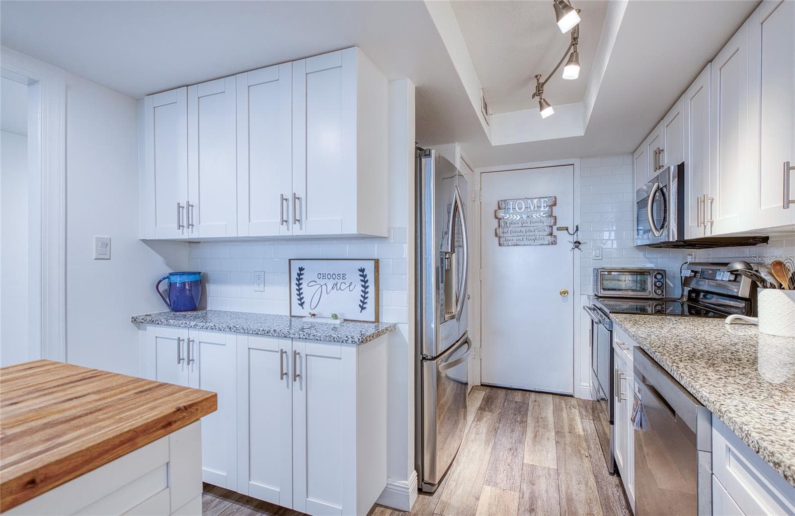 Condominium at 7400 SUN ISLAND DR S #709, SOUTH PASADENA, photo 11 of 49