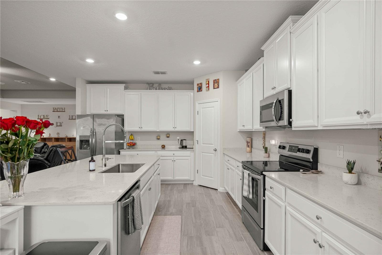 Single Family Residence at 9332 SW 58TH CIR, OCALA, photo 11 of 51