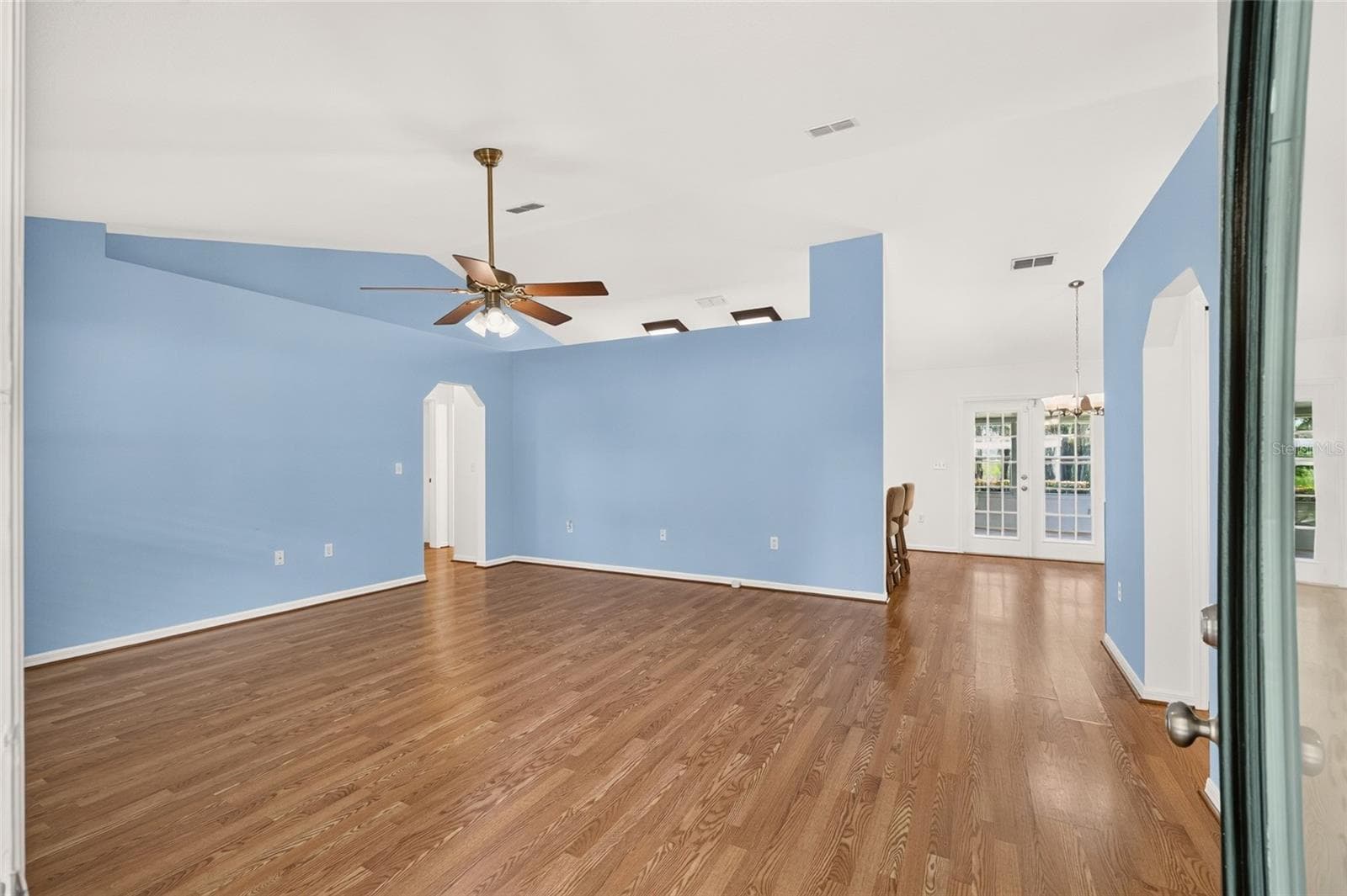 Single Family Residence at 12499 E HIGHWAY 25, OCKLAWAHA, photo 6 of 100