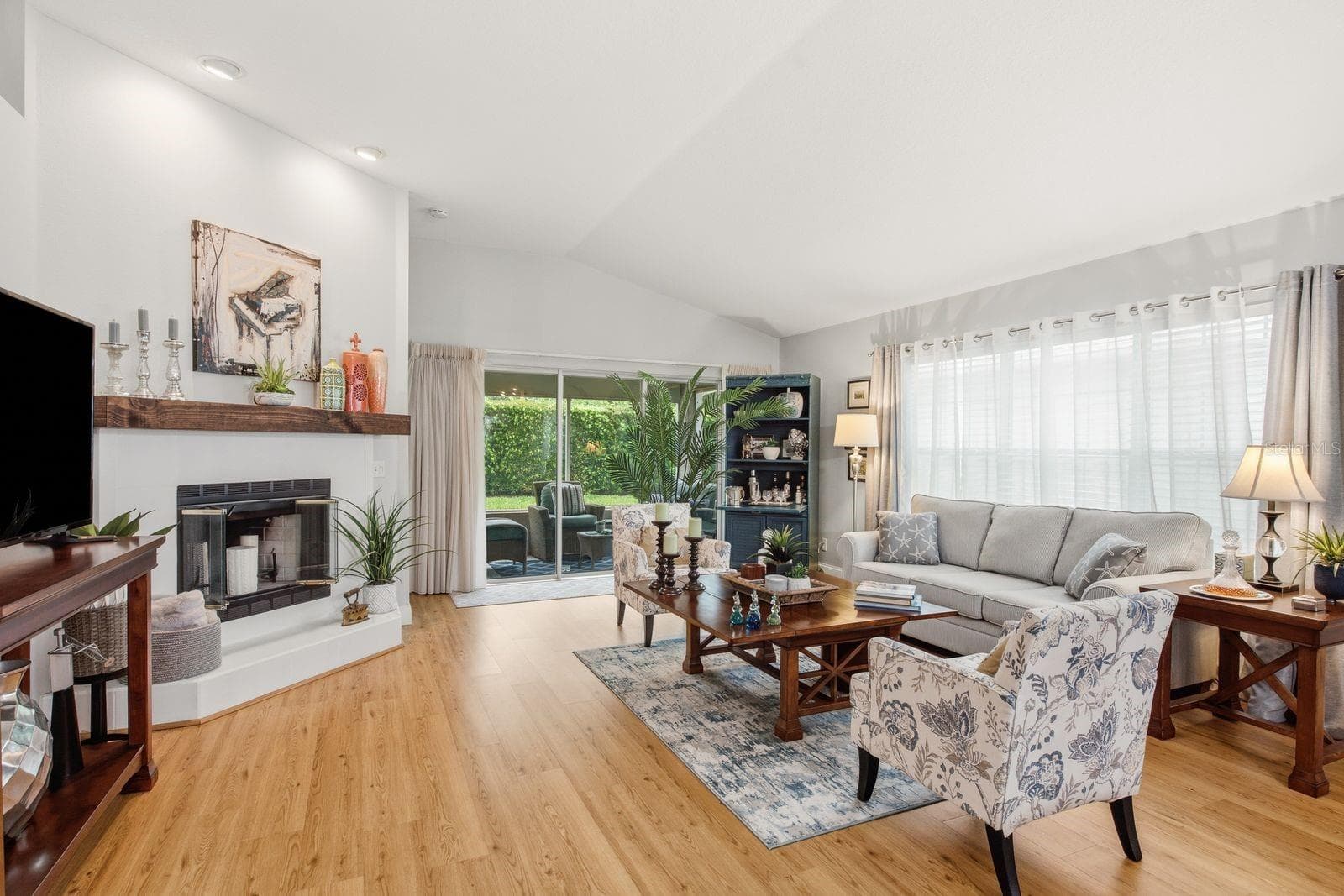 Single Family Residence at 11328 HOLLANDER AVE, HUDSON, photo 8 of 35