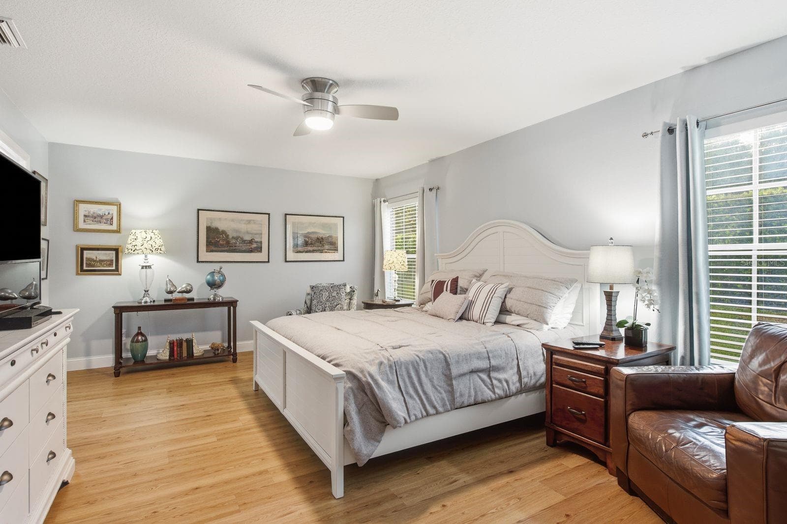 Single Family Residence at 11328 HOLLANDER AVE, HUDSON, photo 15 of 35