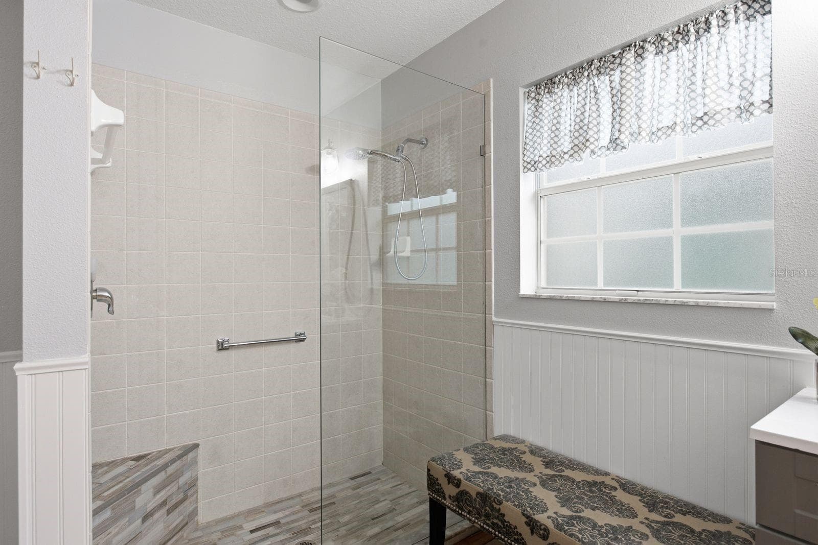 Single Family Residence at 11328 HOLLANDER AVE, HUDSON, photo 20 of 35