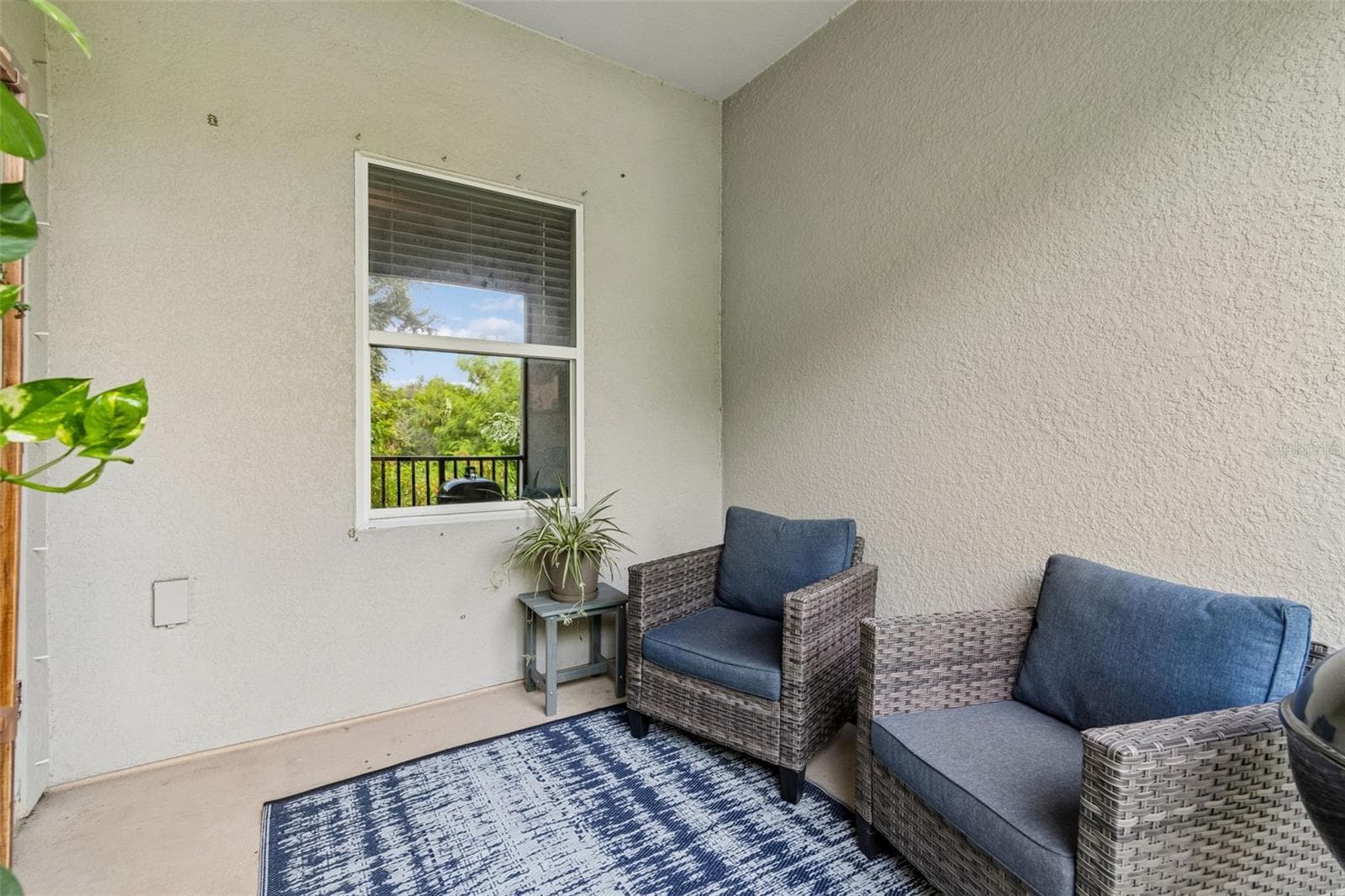 Townhouse at 852 TENNYSON MILL CIR, TAMPA, photo 17 of 39