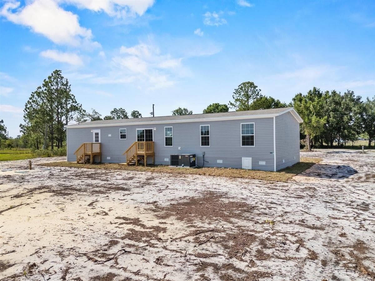 Manufactured Home at 8457 N CAROUSEL TER, CRYSTAL RIVER, photo 8 of 37