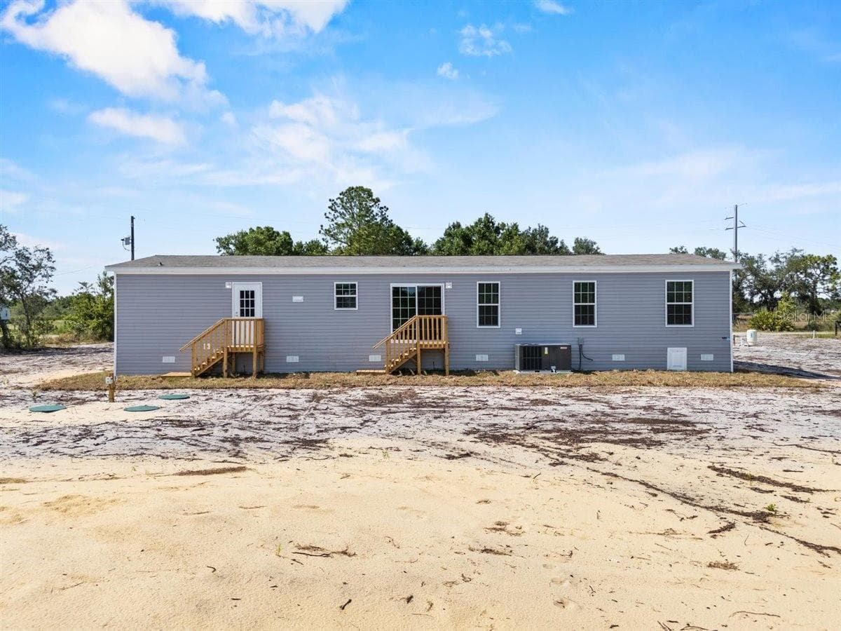 Manufactured Home at 8457 N CAROUSEL TER, CRYSTAL RIVER, photo 10 of 37