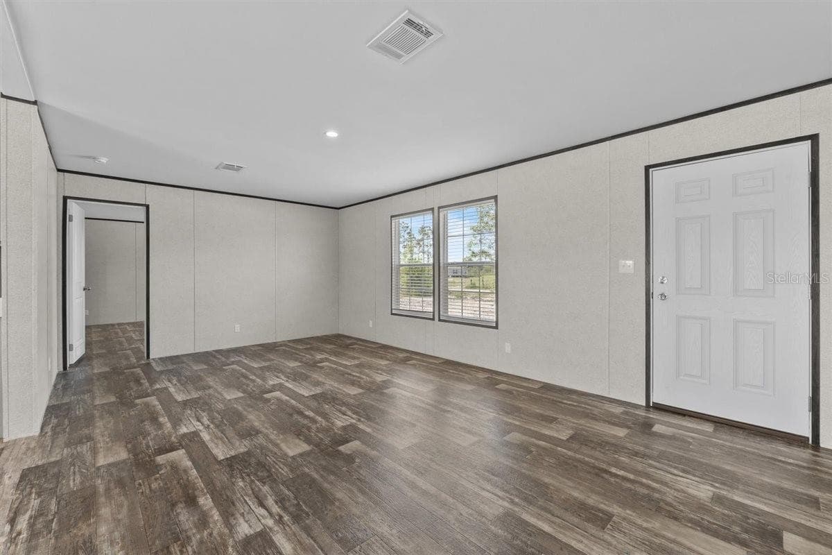 Manufactured Home at 8457 N CAROUSEL TER, CRYSTAL RIVER, photo 12 of 37