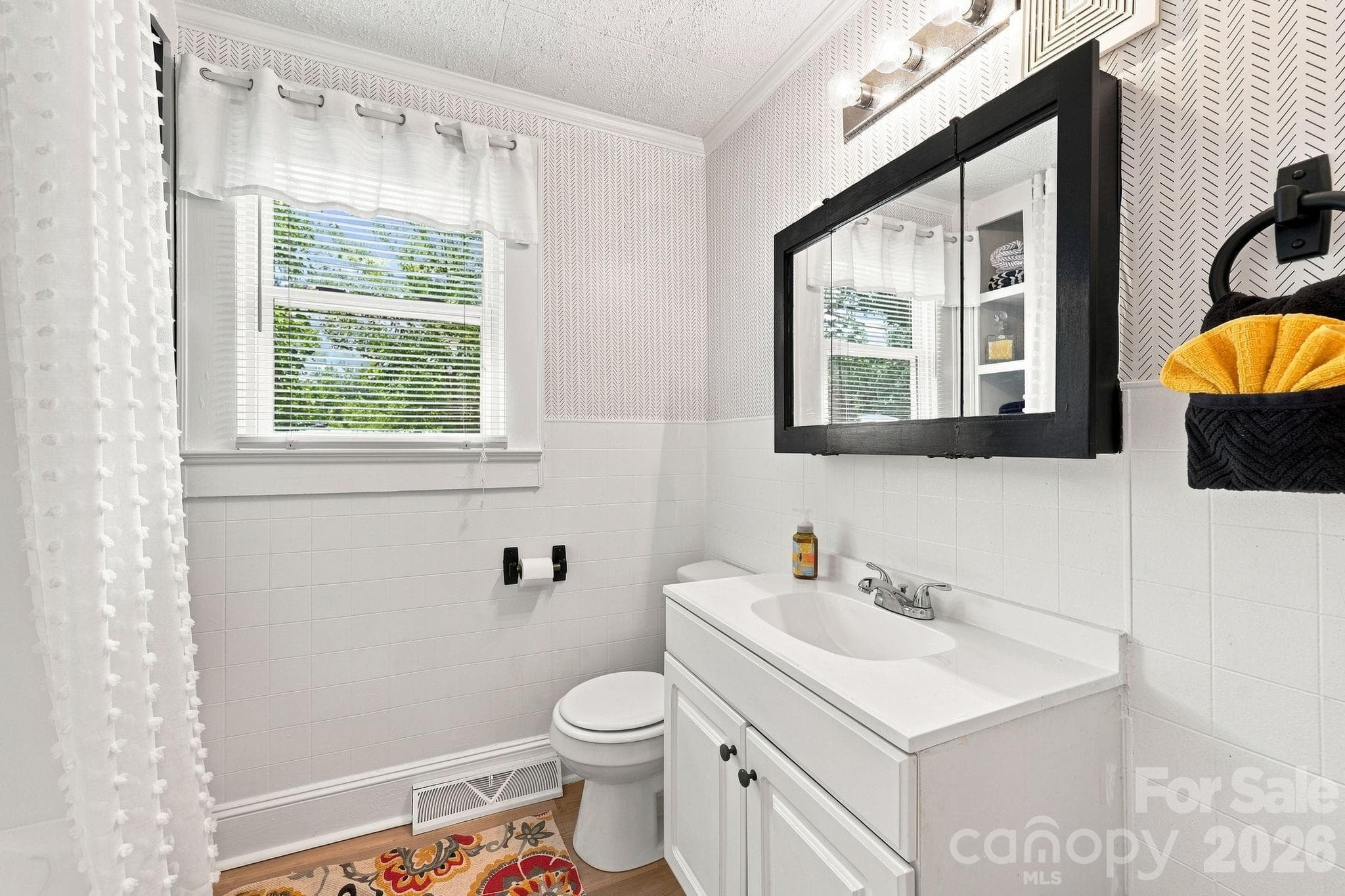 Single Family Residence at 74 Pinecrest Drive SW, Concord, photo 16 of 45