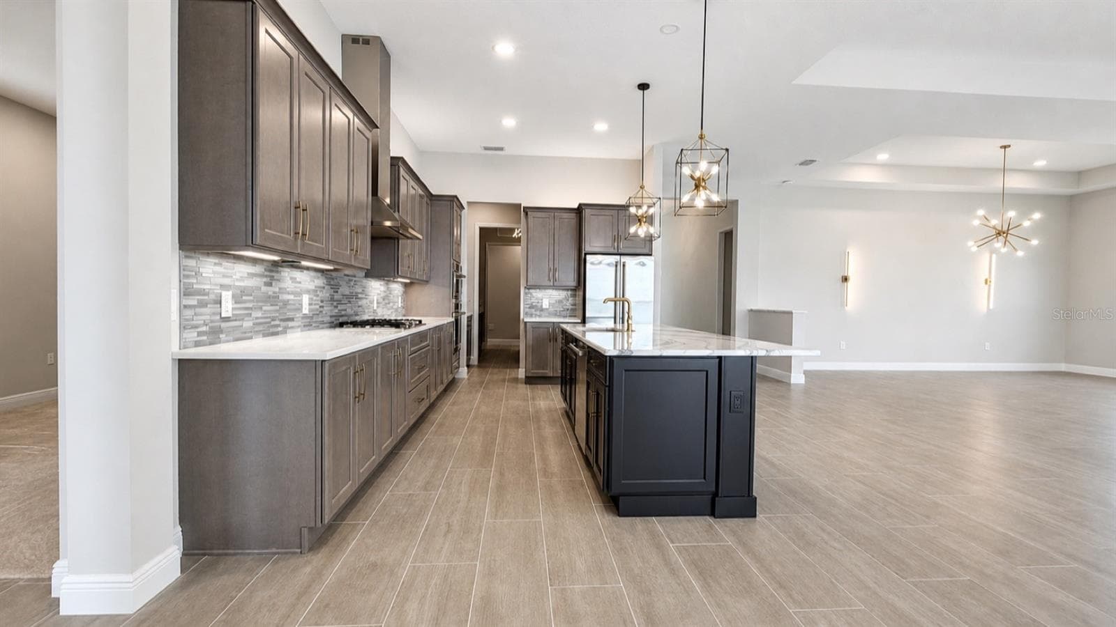 Single Family Residence at 812 BLUE SHELL LOOP, SARASOTA, photo 17 of 64