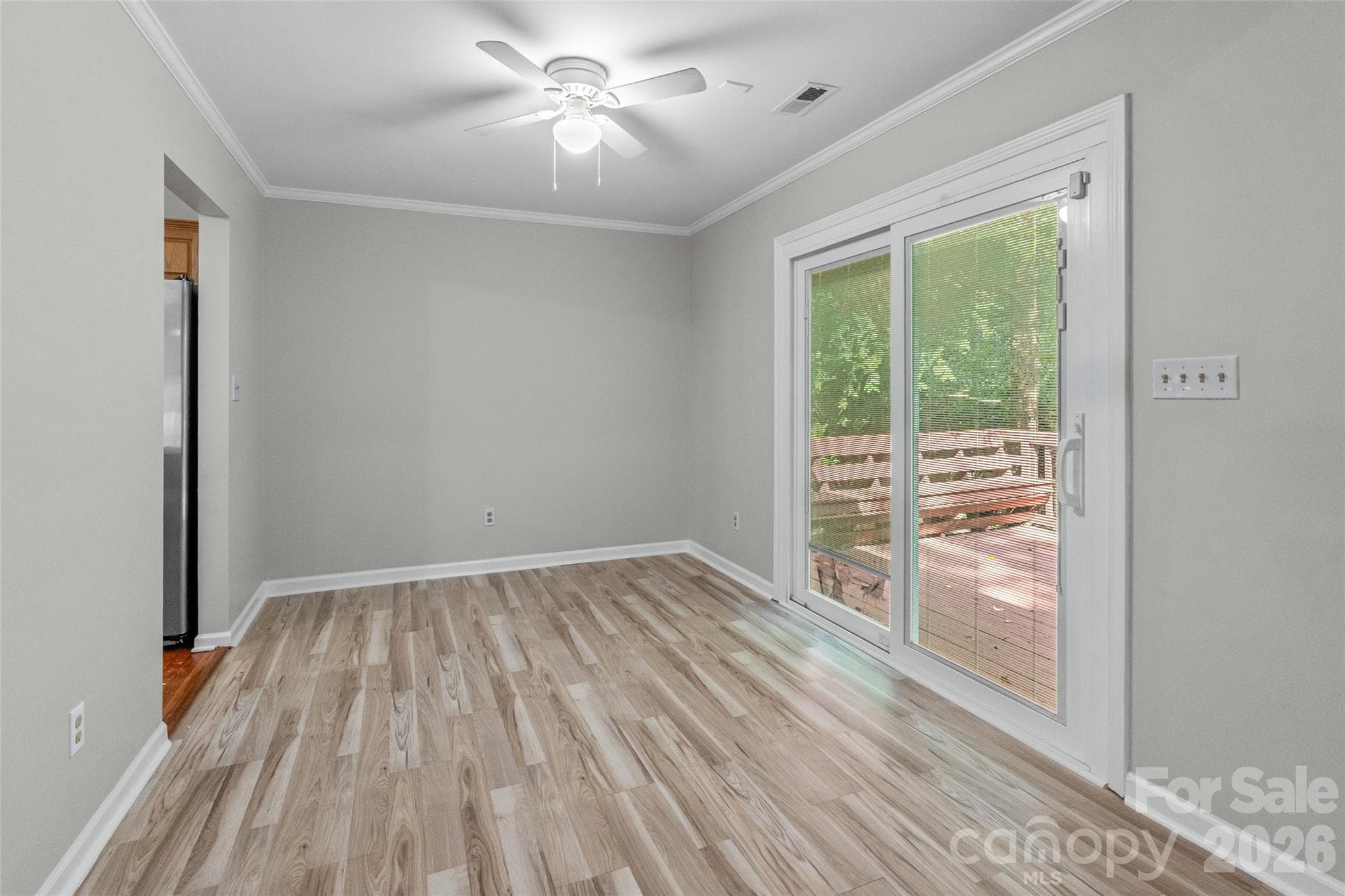 Single Family Residence at 823 Thistledown Drive, Rock Hill, photo 14 of 29