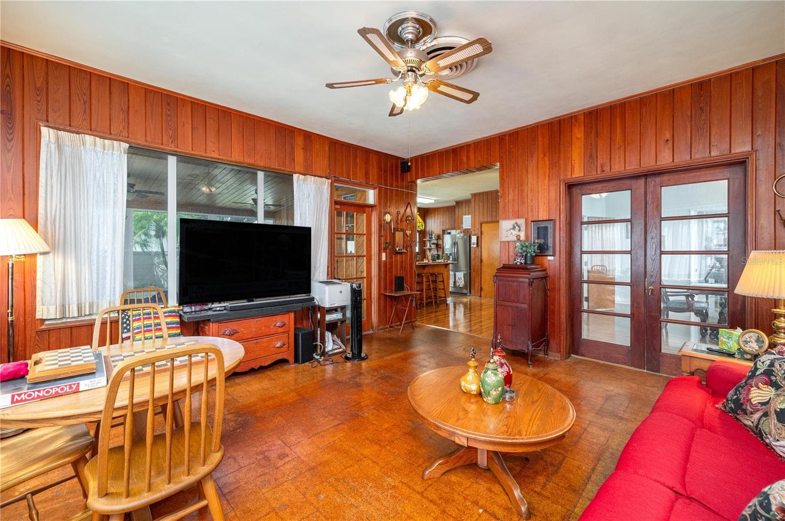 Family Room - 300 3RD ST NE, FORT MEADE