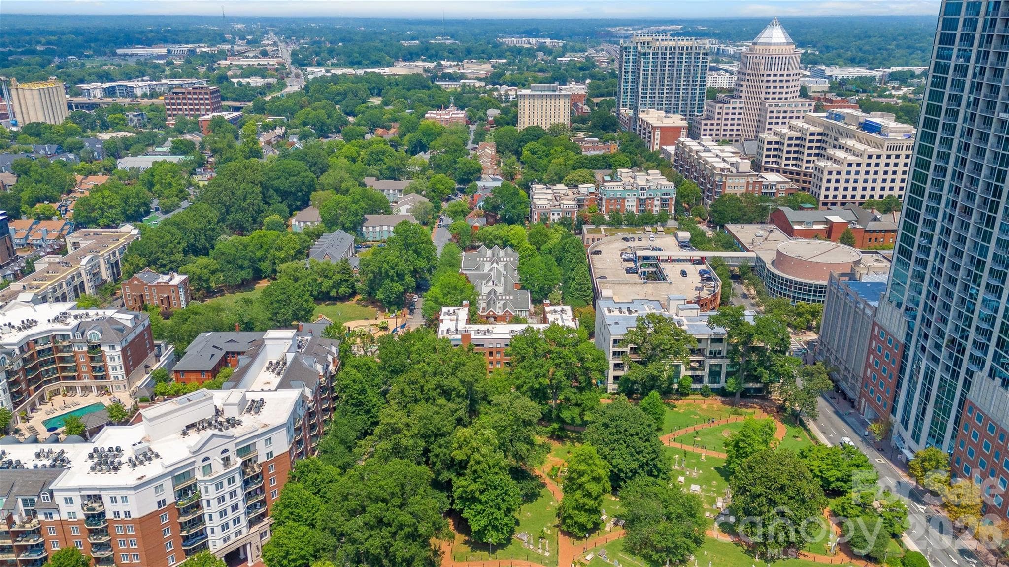 Condominium at 224 N Poplar Street, Charlotte, photo 26 of 34
