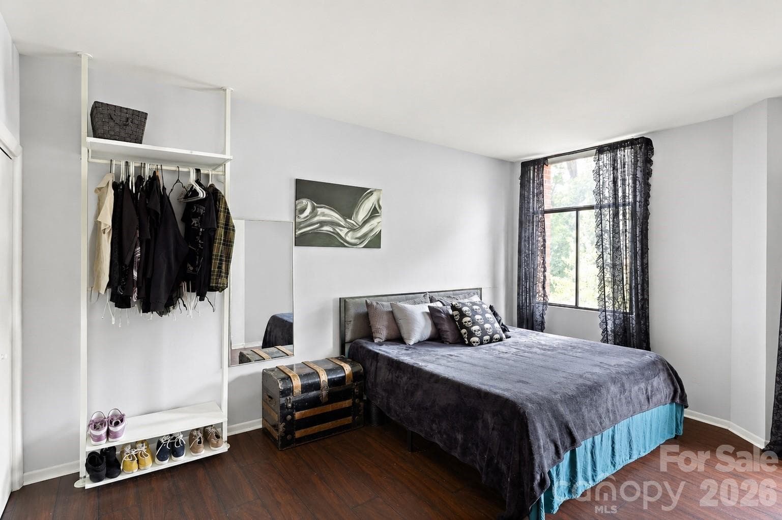 Condominium at 224 N Poplar Street, Charlotte, photo 13 of 34
