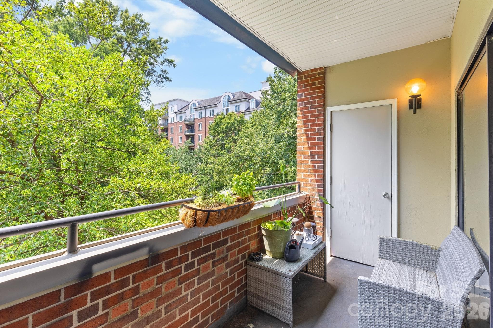 Private balcony - 224 N Poplar Street, Charlotte