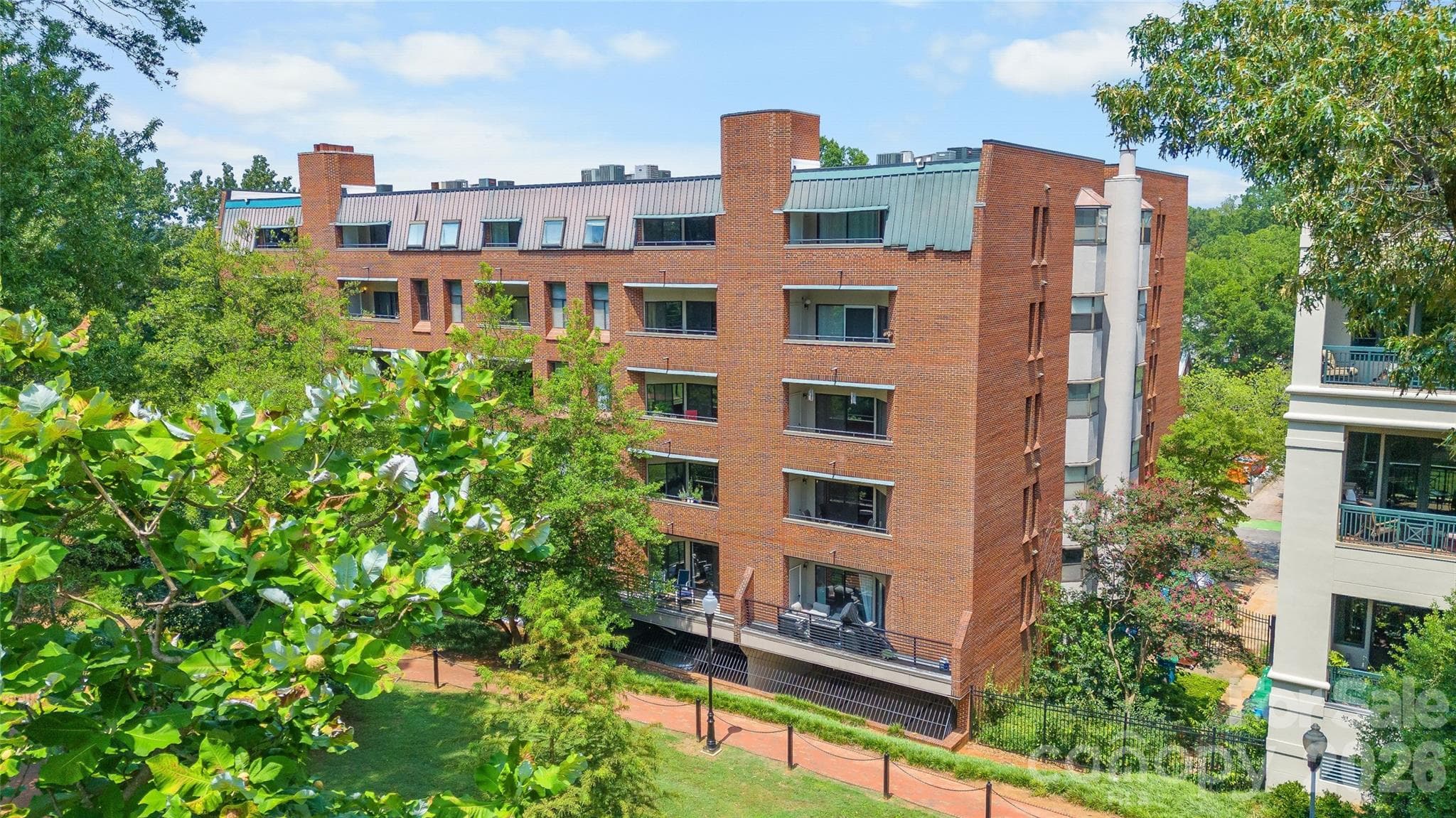 Condominium at 224 N Poplar Street, Charlotte, photo 30 of 34